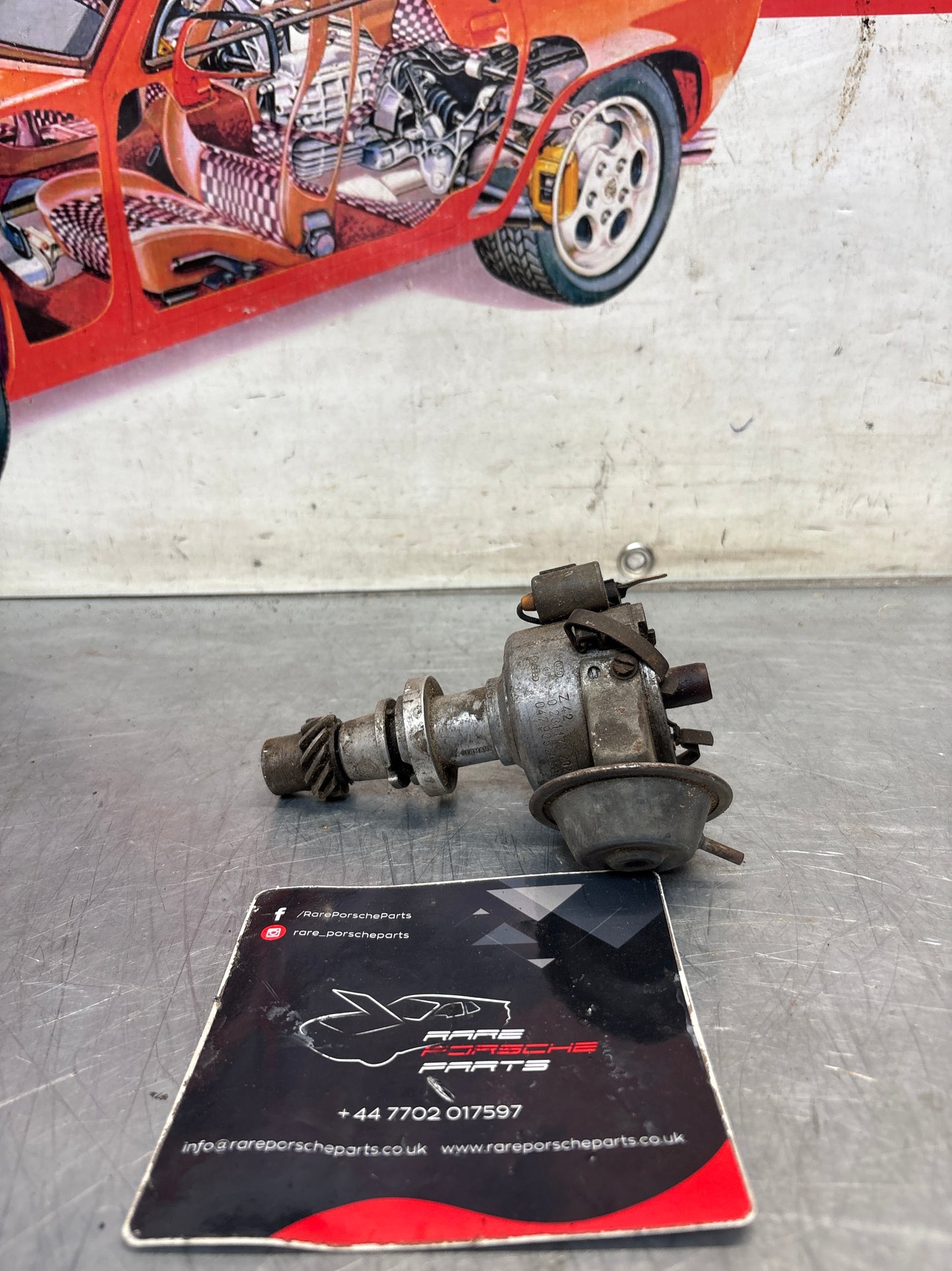 Porsche 924 ignition distributor, used 0231170202 / 047905205B