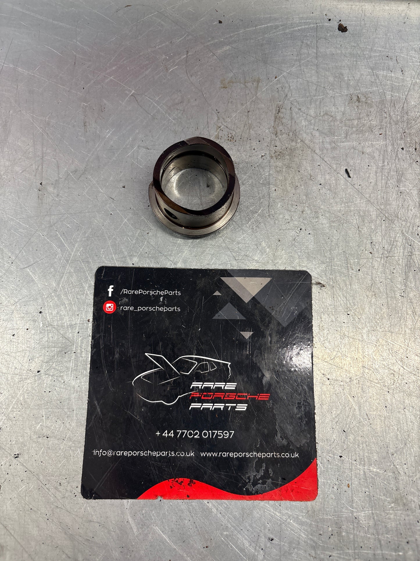 Porsche 928 Lifter Bushing, used, 92810520606