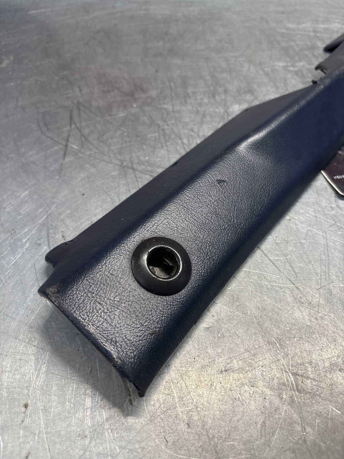 Porsche 928 tailgate interior trim, used, cobalt blue 92855504705
