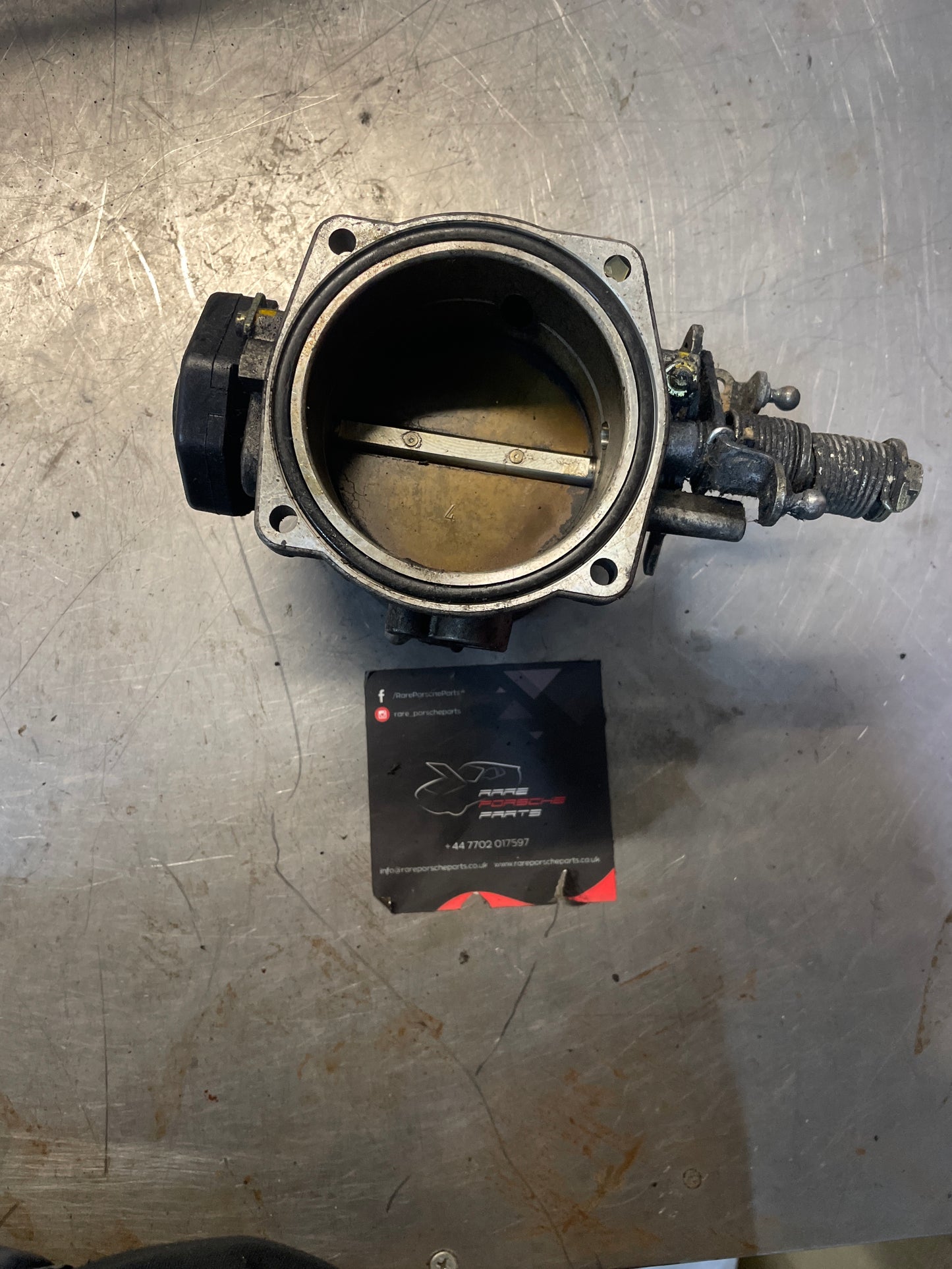 Porsche 928 4.7 Throttle Body Butterfly Valve, 9281105300R used