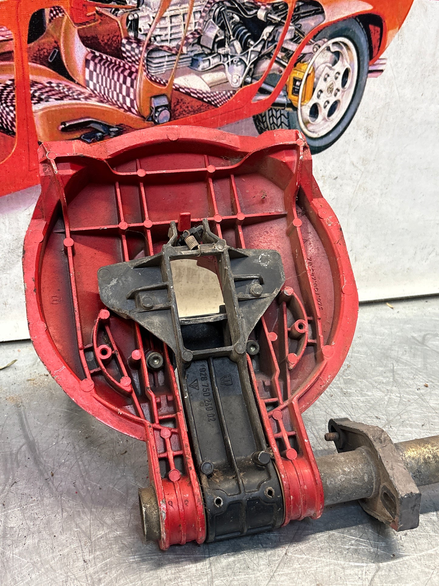 Porsche 928 right headlight swivel frame 92875024902 92875024302 used