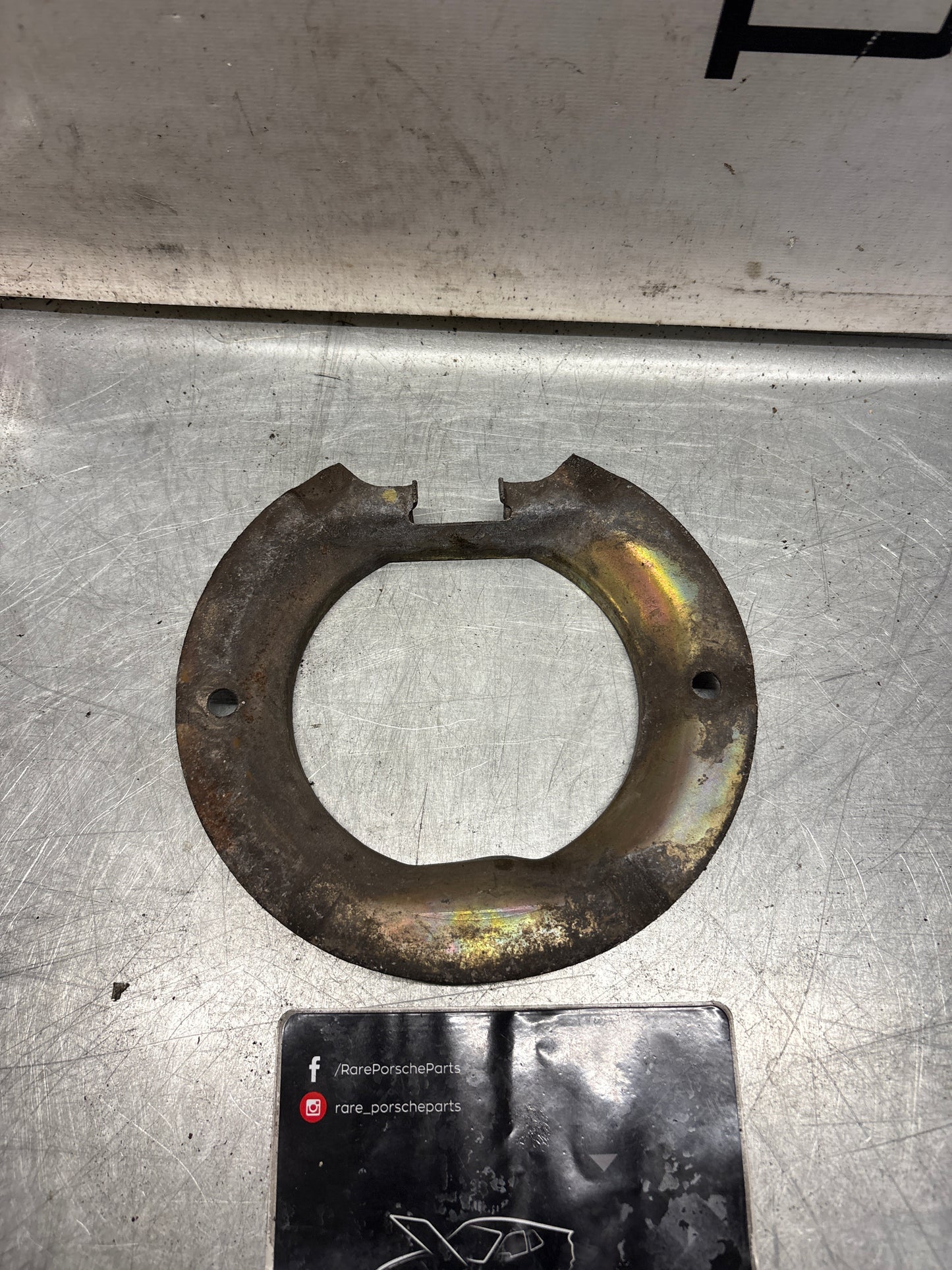 Porsche 928 brake mounting plate 92835208101, used