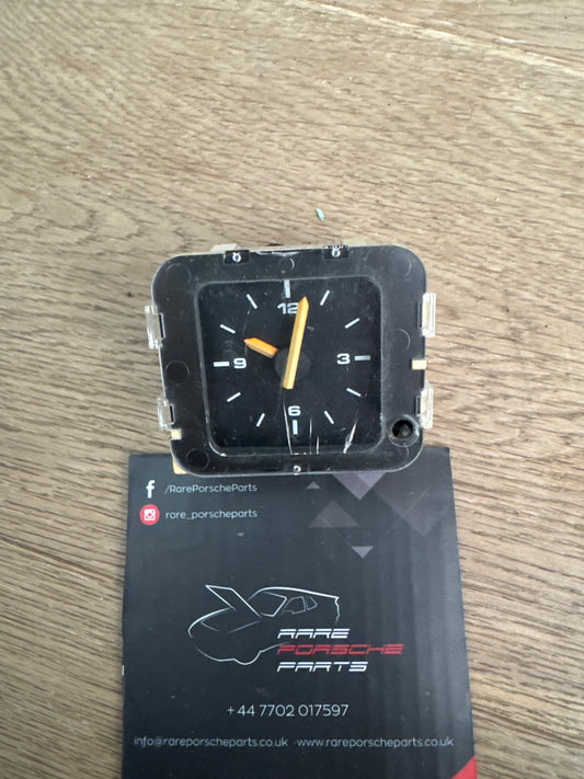 Porsche 968 / 944 clock 9446114800 used (Copy)