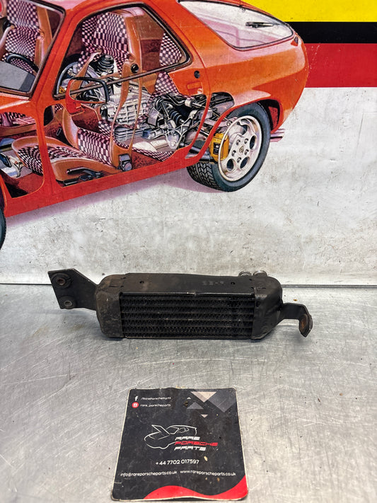 Porsche 924 Turboölkühler 93120705101