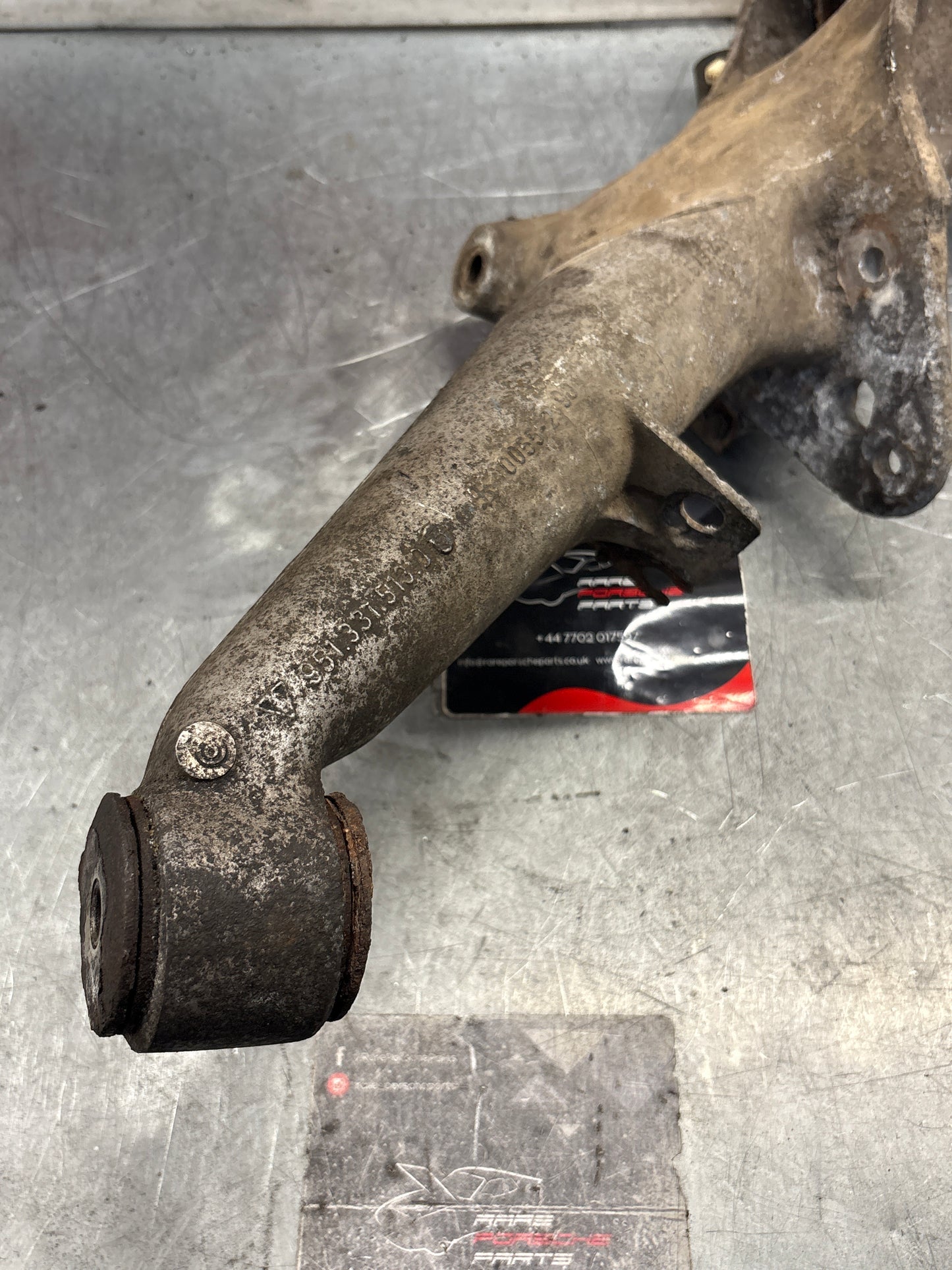 Porsche 944 alloy rear left trailing arm, used 95133151305 / 9513315134R used, with hubs