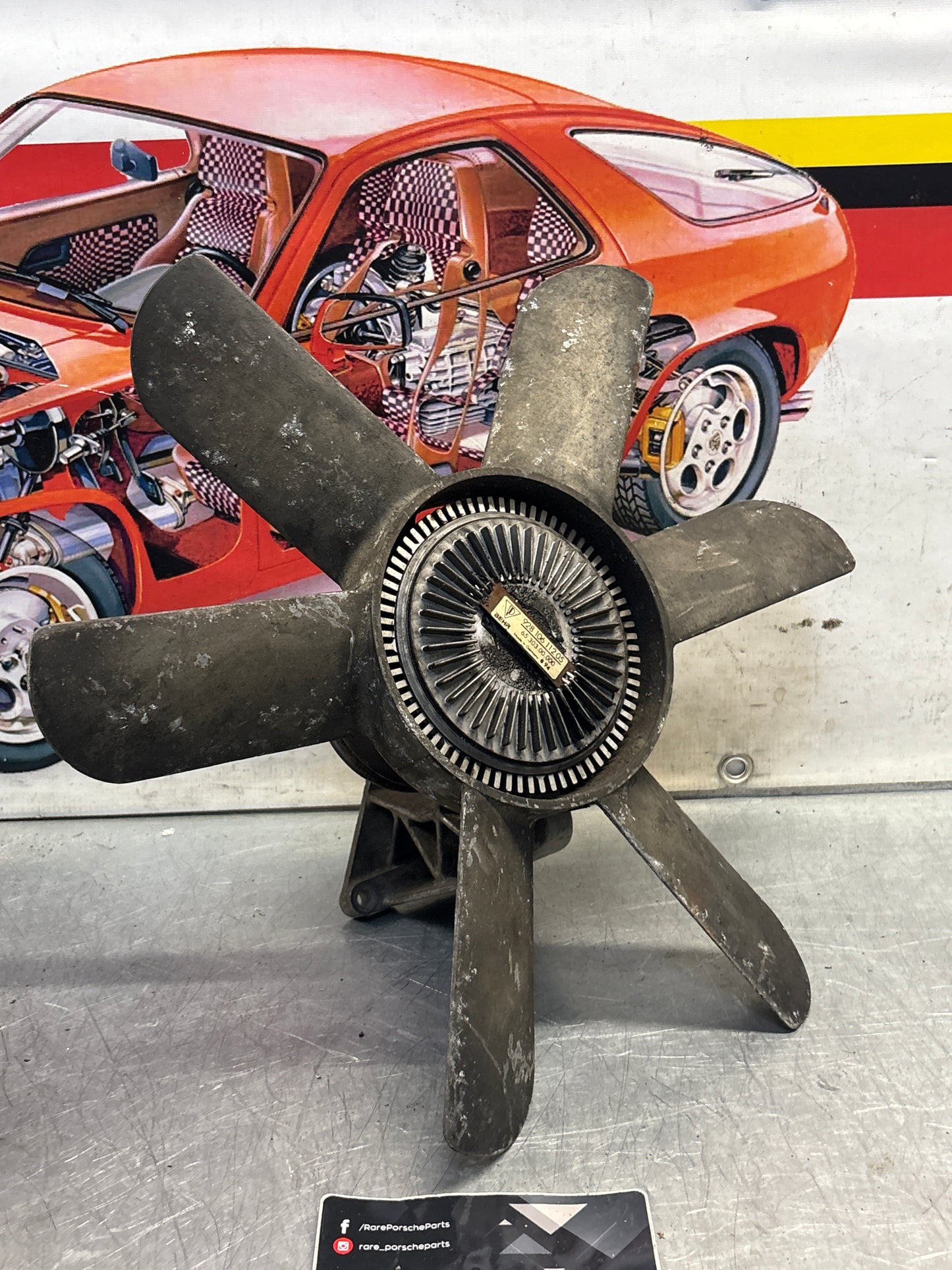 Porsche 928 Engine cooling viscous fan with bracket used 92810613701, 9281061101R