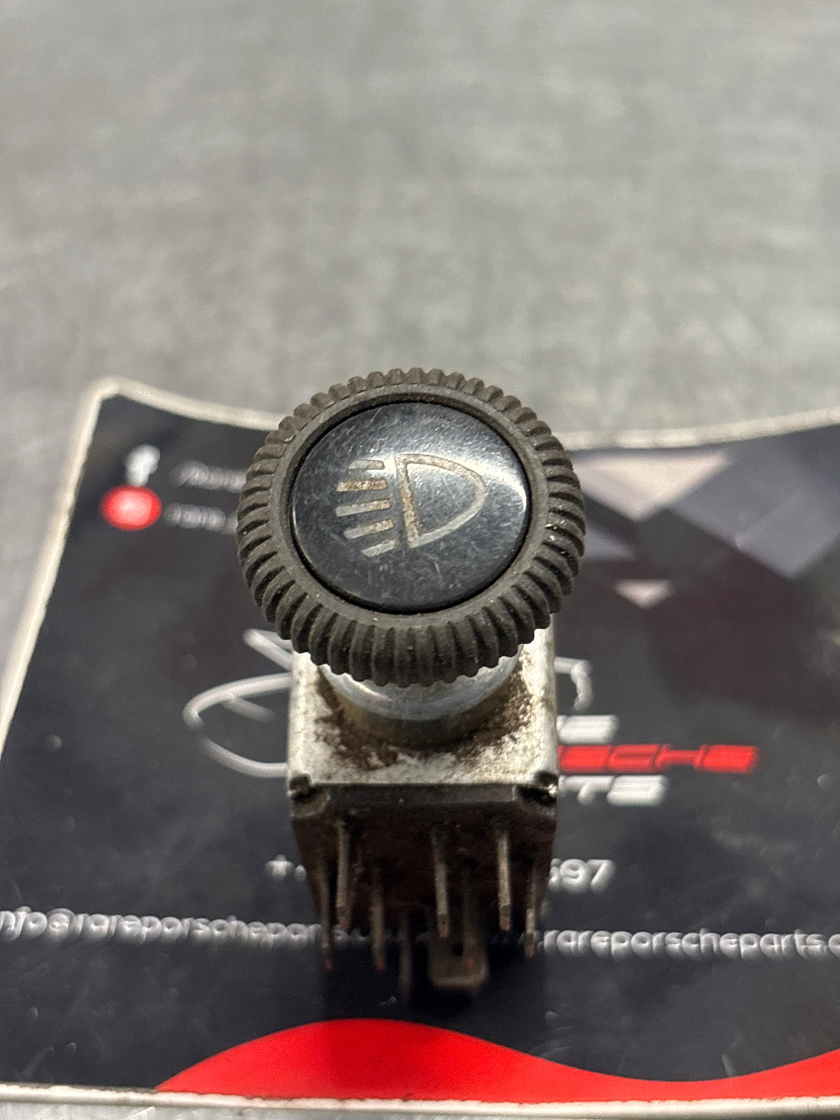 Porsche 914 headlight switch, used 91461341410