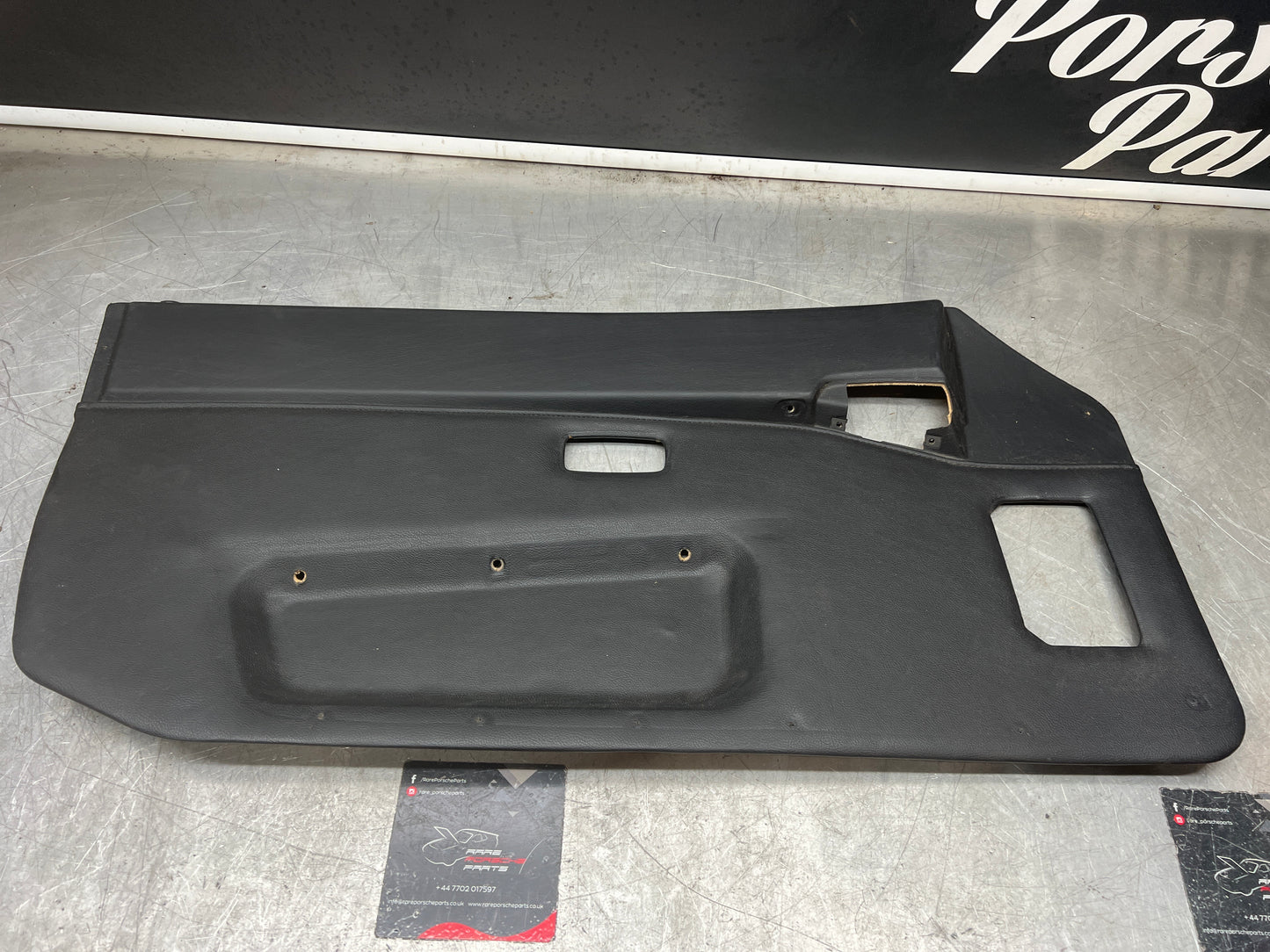 Porsche 944 left black door card for late cars from 85.5 944555017