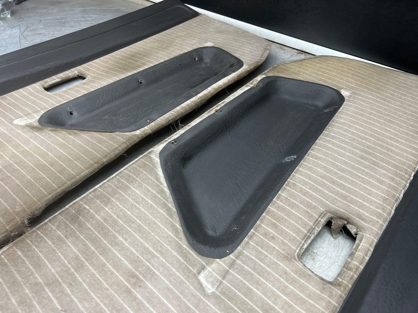 Porsche 924 944 -85.5 pair of Used RHD Porsche pinstripe black / white door cards, 478867011 / 478867012 used