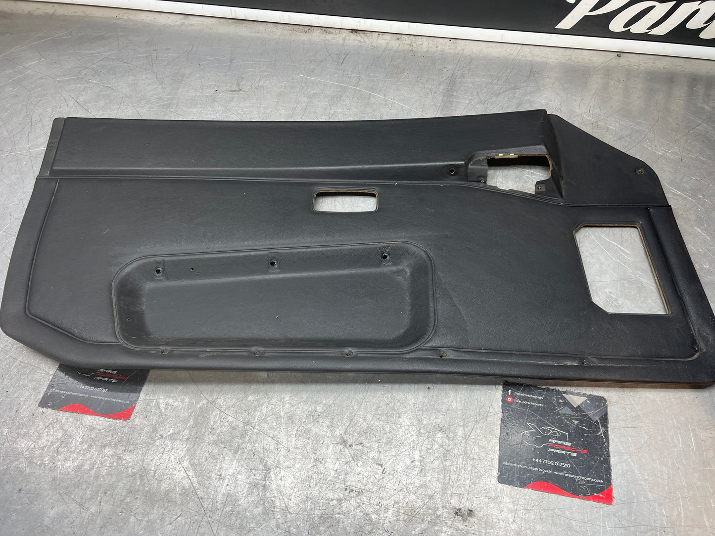 Porsche 944 left black door card for late cars from 85.5 944555017