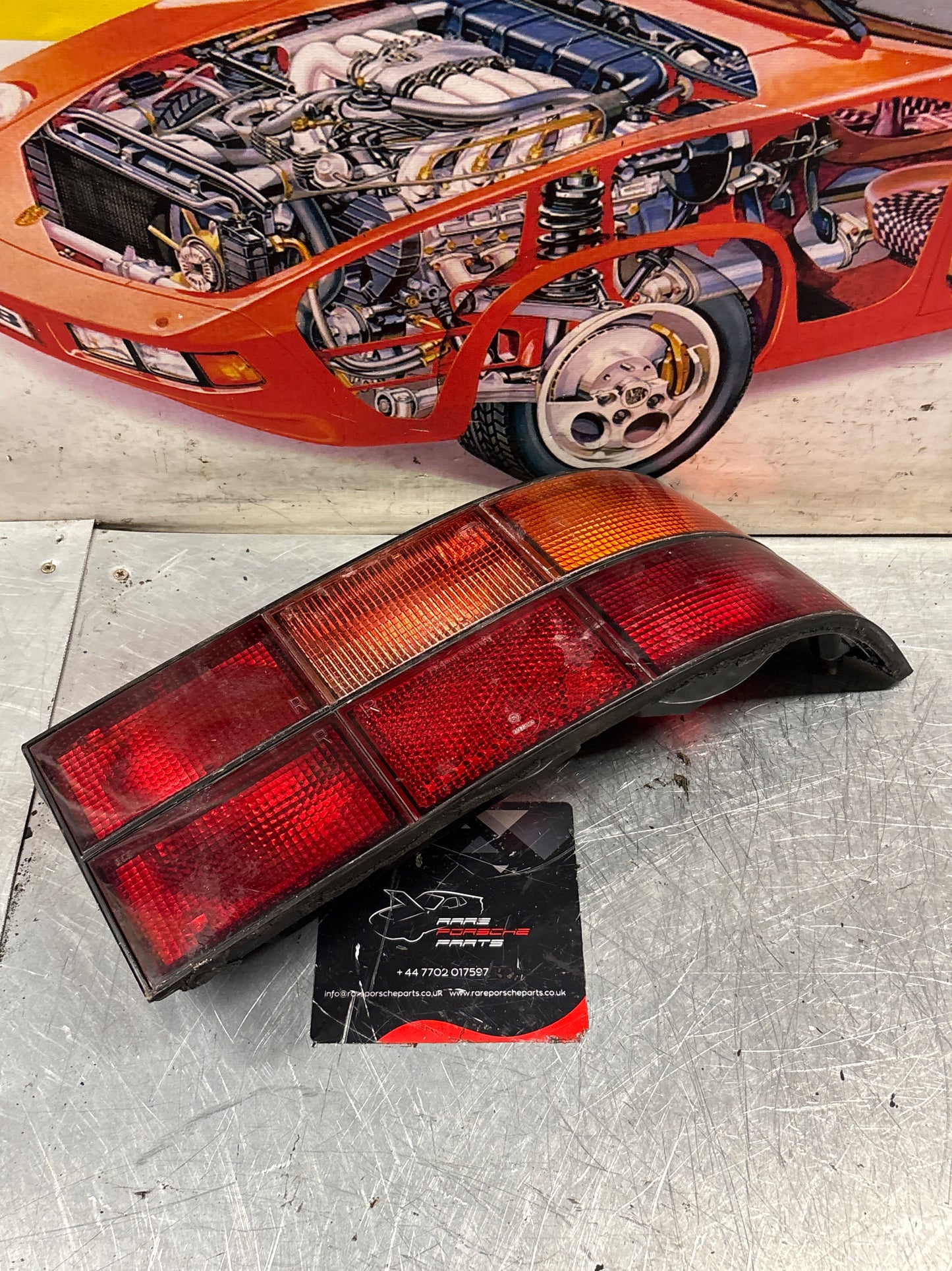Porsche 944 right rear tail light 477945214 used