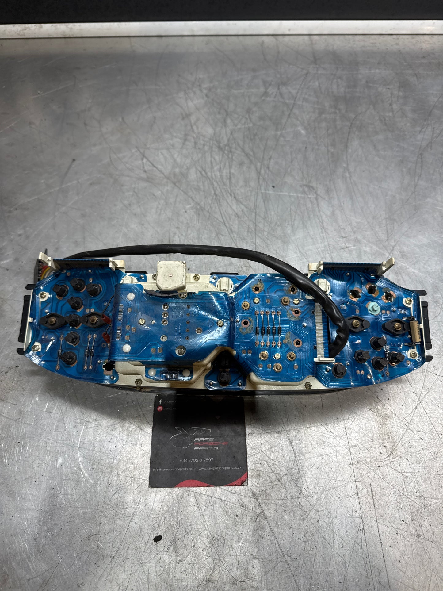Porsche 944 dash clock binnacle pod speedometer, automatic 94564131107 used 09285 miles