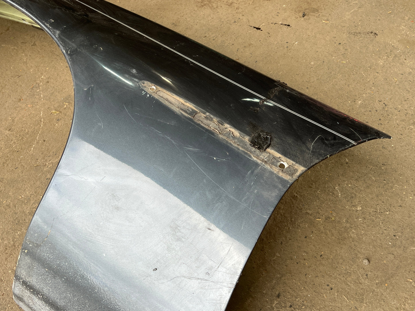 Porsche 928 -87 front left wing, 92850301103 used