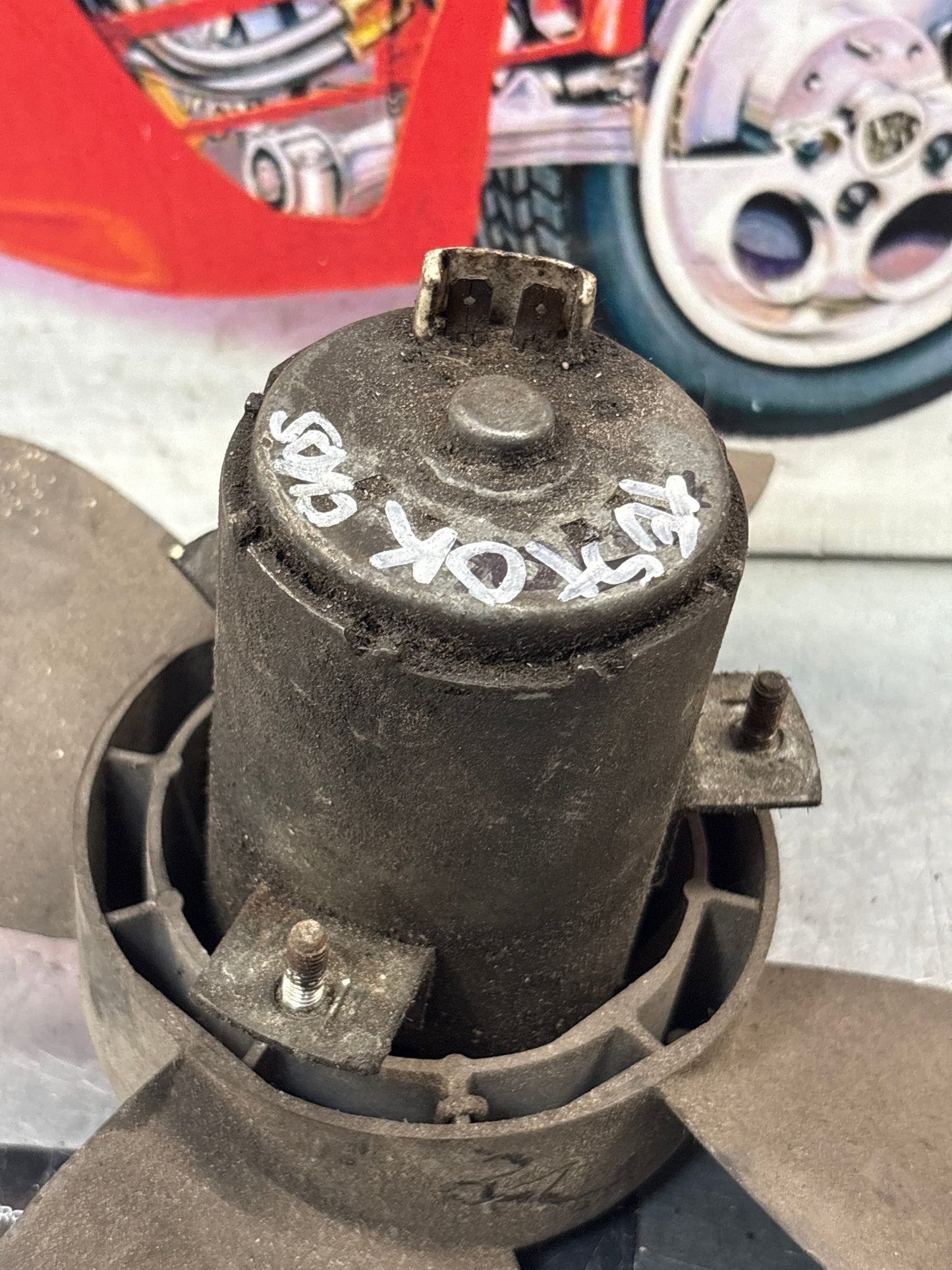 Porsche 924 four blade radiator fan 477959455C / 94462402101 used