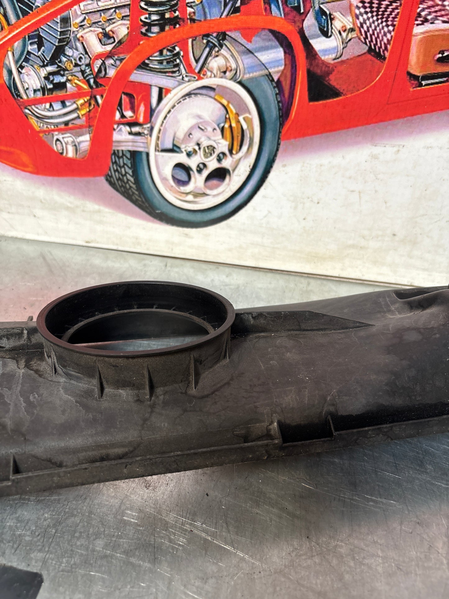 Porsche 928 lower air filter housing 92811022905