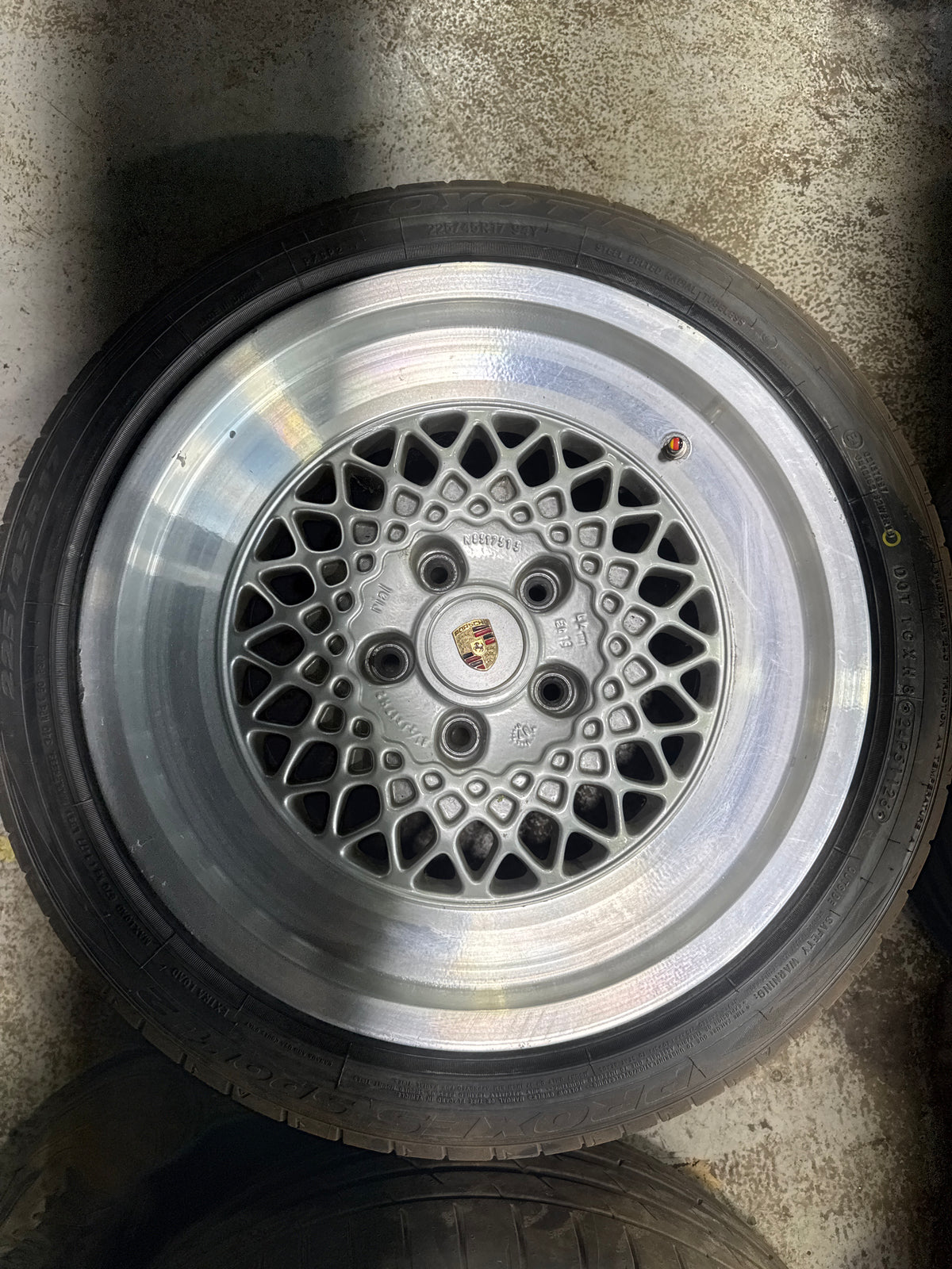 Rial Mesh 5X120 8.5J 17 Inch ET13 Wheels