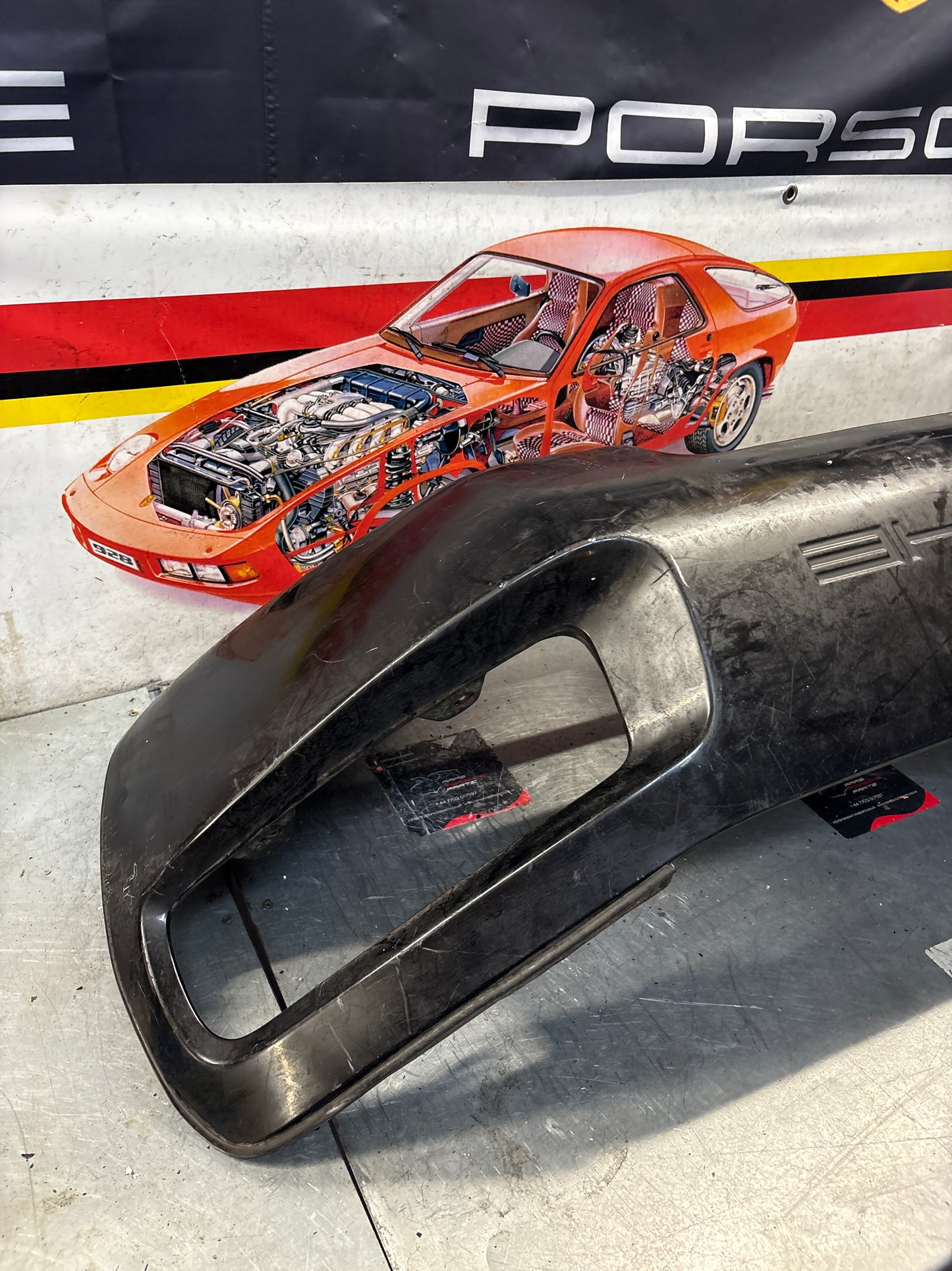 Porsche 928S rear bumper, used 92850502303 / 474181