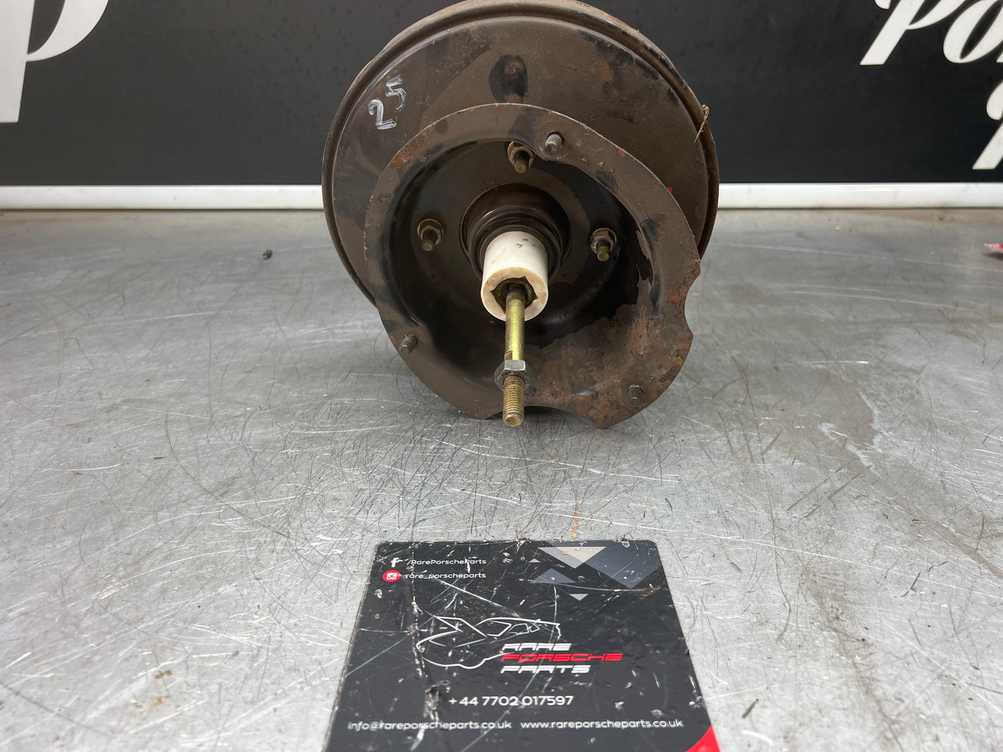 Porsche 944 brake booster, used 95135502711