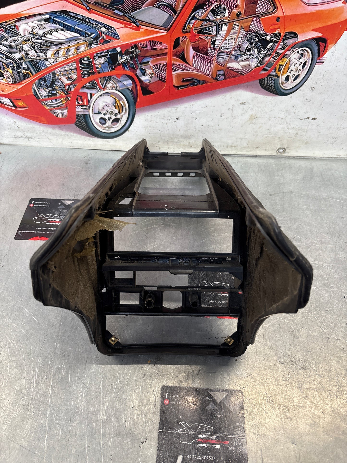 Porsche 924 944 centre console black with black carpet one switch hole 477857969 / 477857951 used