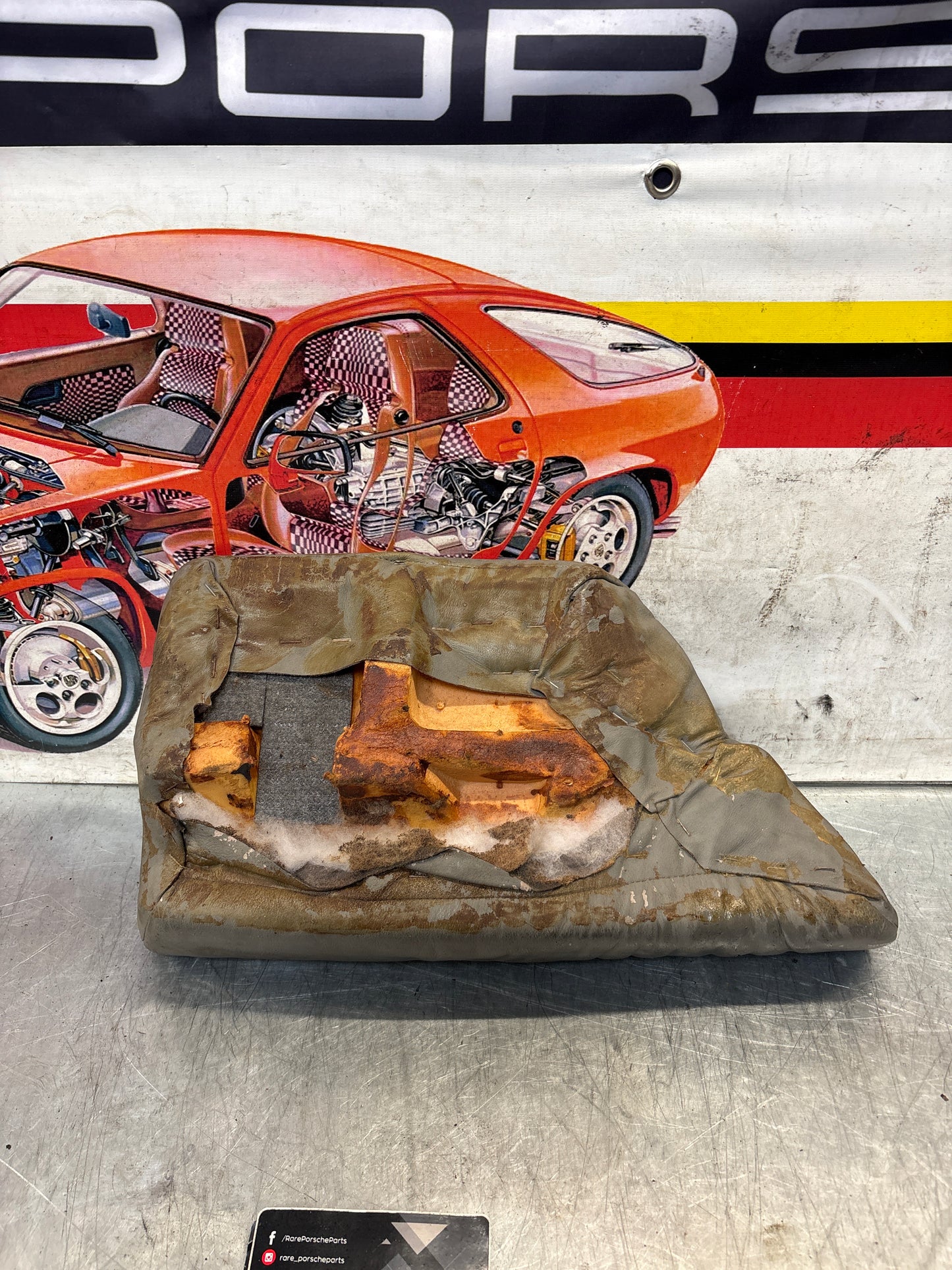 Porsche 928 rear right seat cushion, grey, leather, used 92852206051