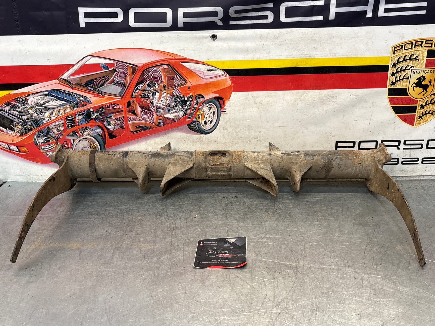 Porsche 924 Late Rear Axle carrier, used 477500053F
