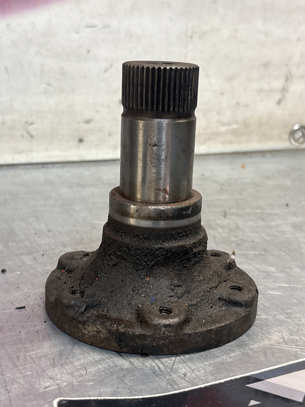 Porsche 924 Turbo inner stub axle flange, used 477332209AA