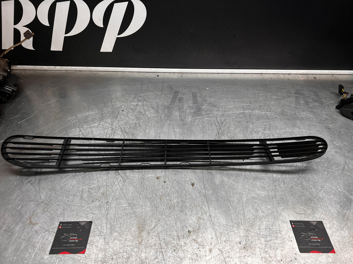 Porsche 993 Ventilation Grille 99350555101 new, genuine, NOS