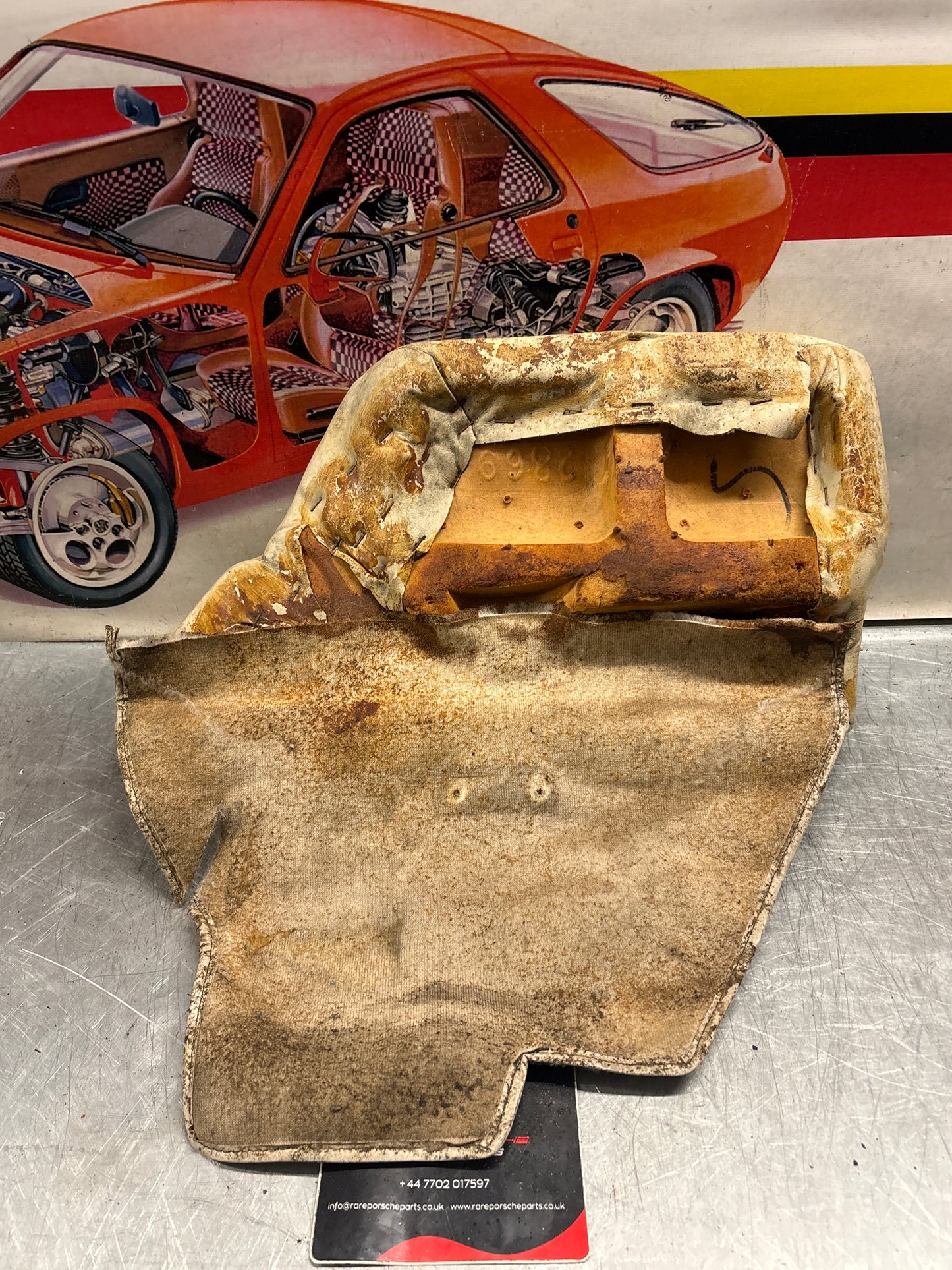 Porsche 928 rear left seat cushion, blue, leather, used 92852205951