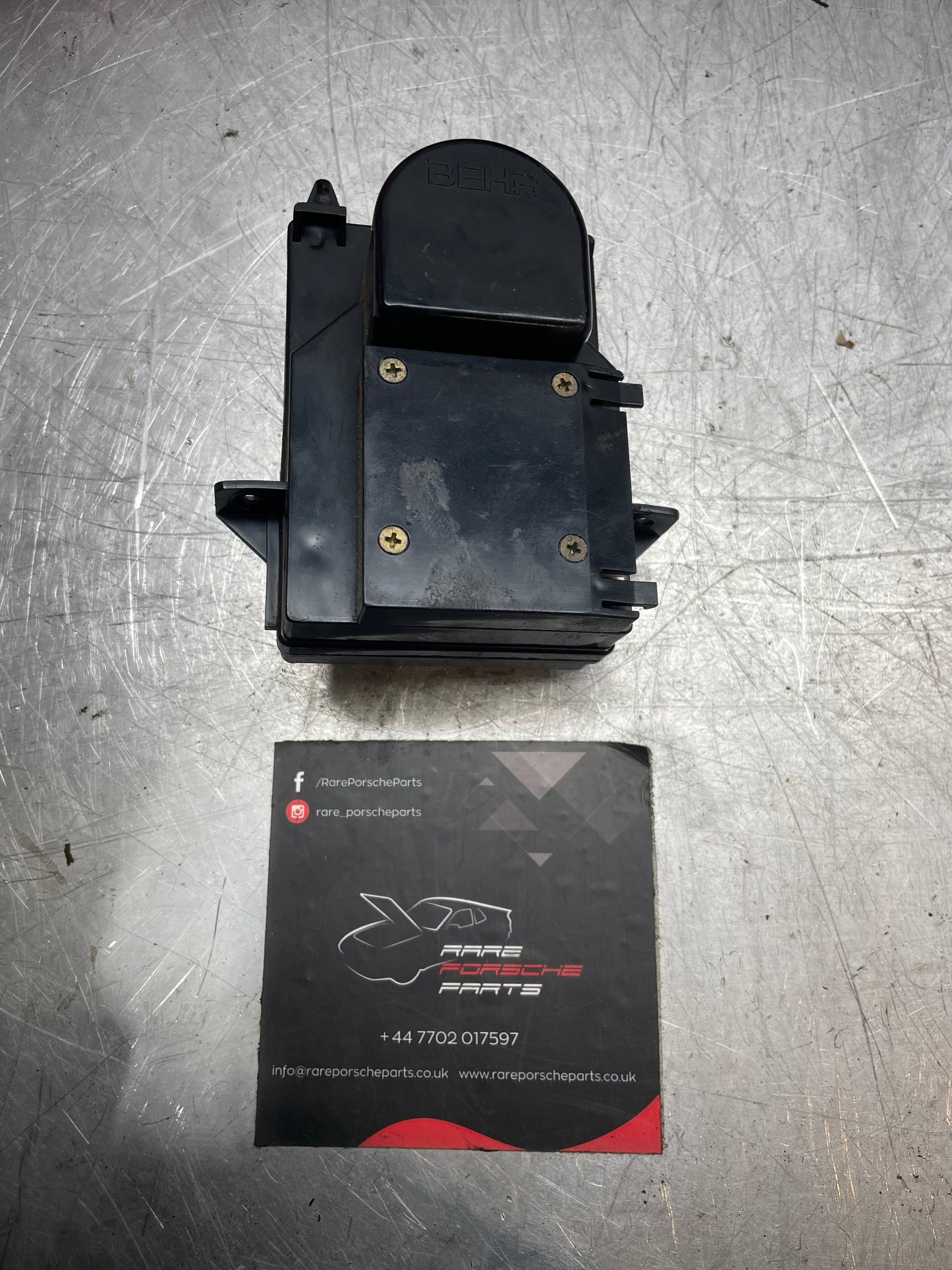 Porsche 928 heater box flap solenoid, used