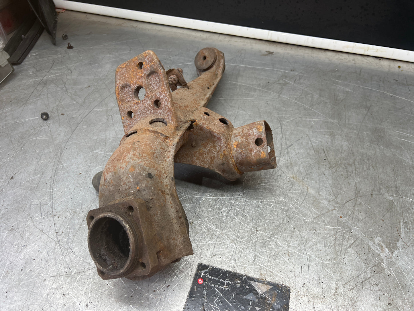 Porsche 924 944  -85.5 Rear right trailing arm,  94433102200