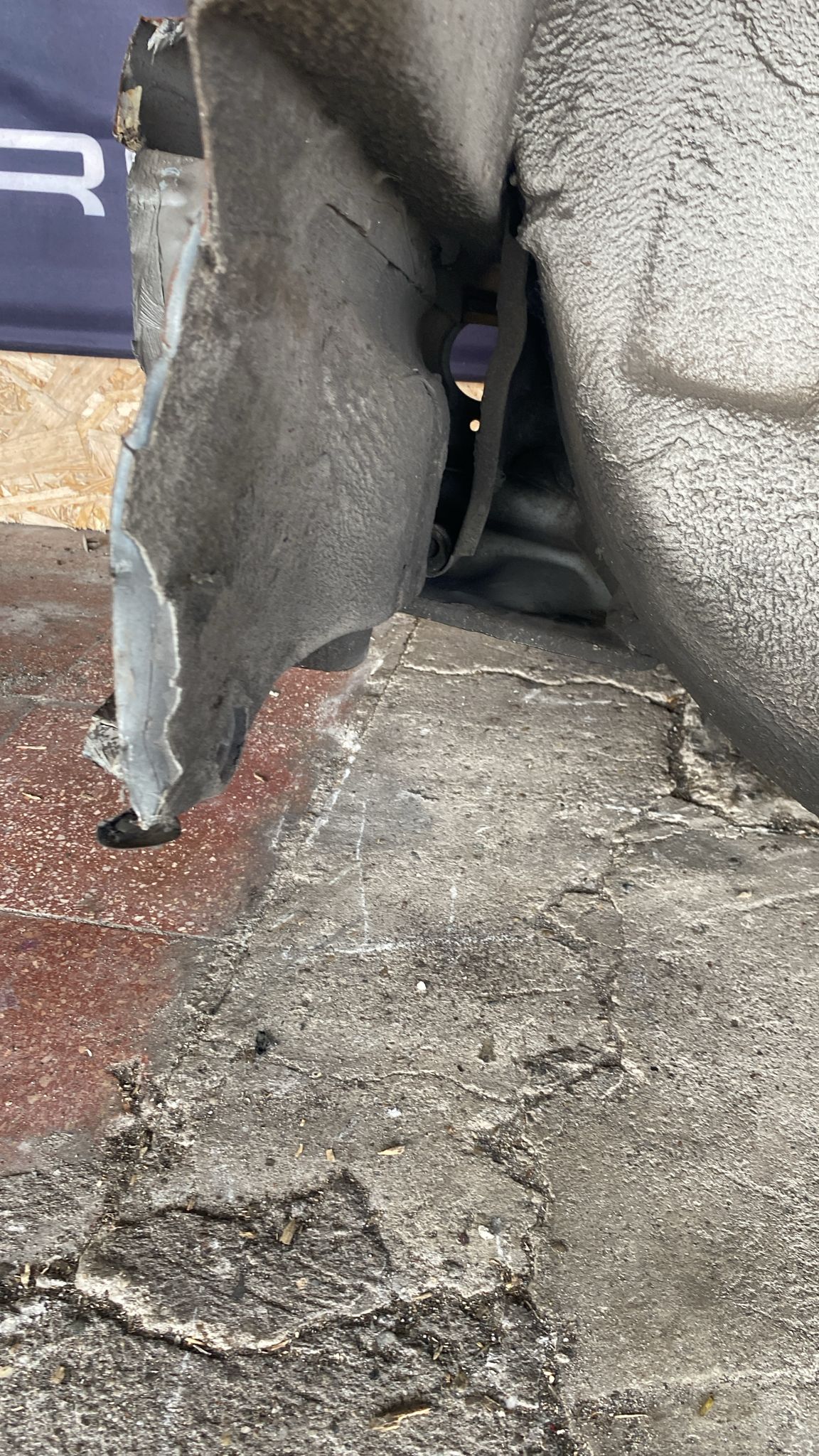 Porsche 944 complete rear cut used, 94450303701