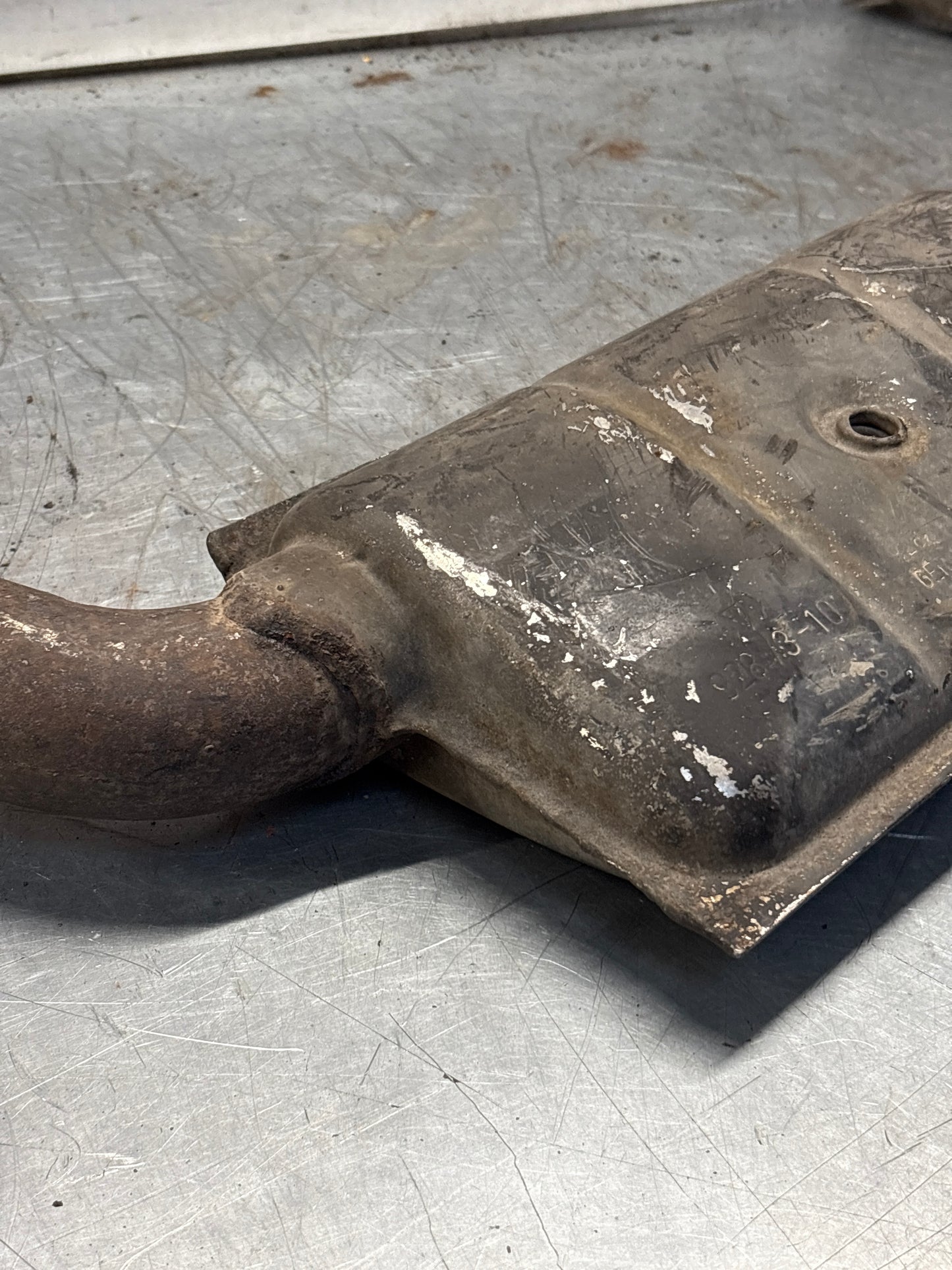 Porsche 928 S4 right middle silencer, used 92811109403