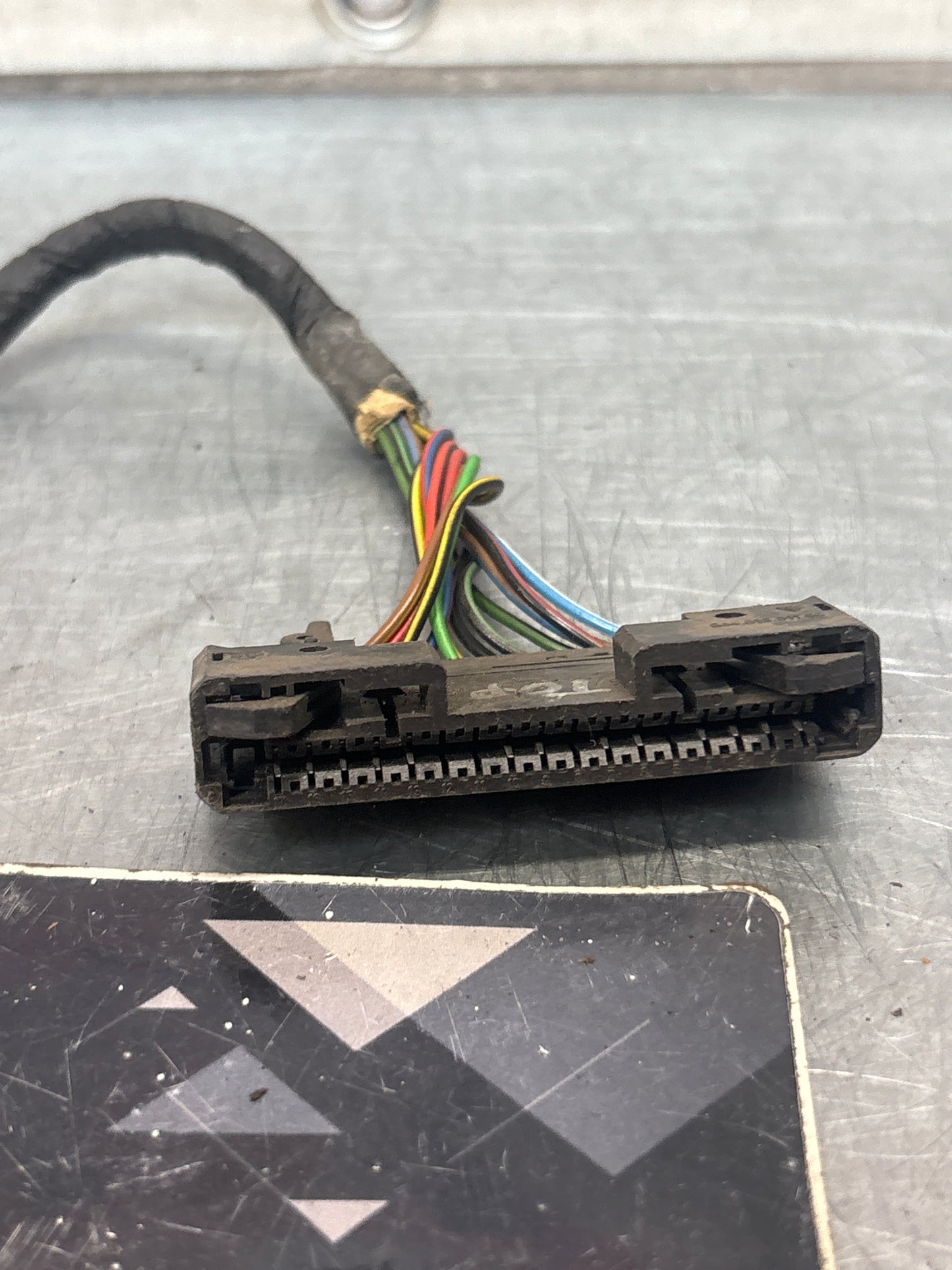 Porsche 944 cable harness connector, used 94461231100