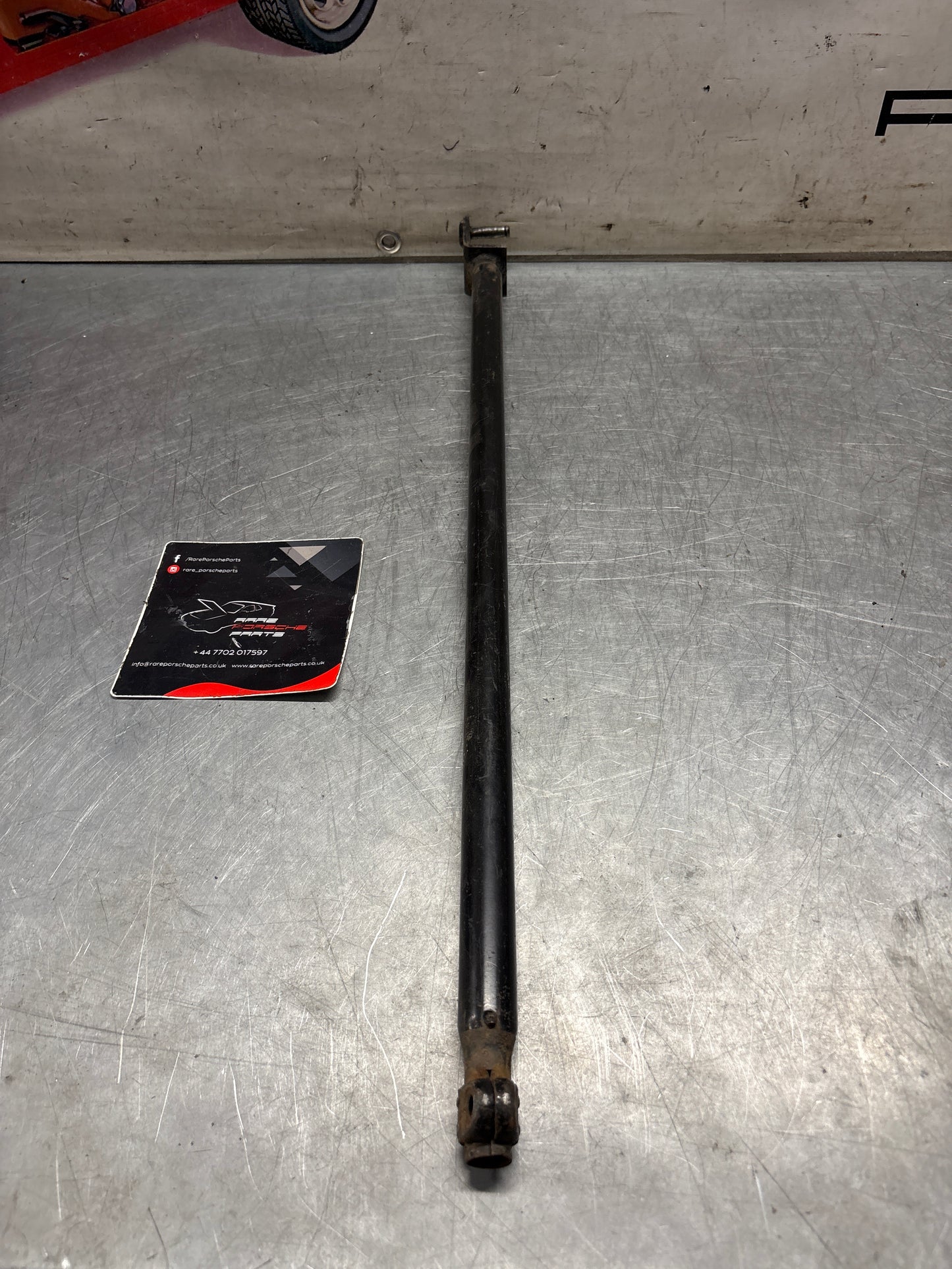 Porsche 928 manual gear shift rod, shorter verson 1981-, used, 92842402818