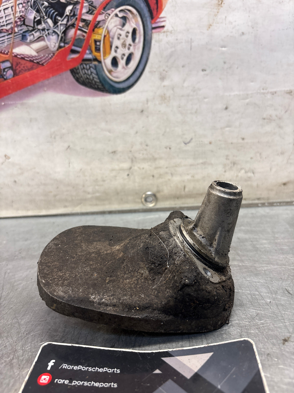 Porsche 914 shift rod housing, used 91430312701