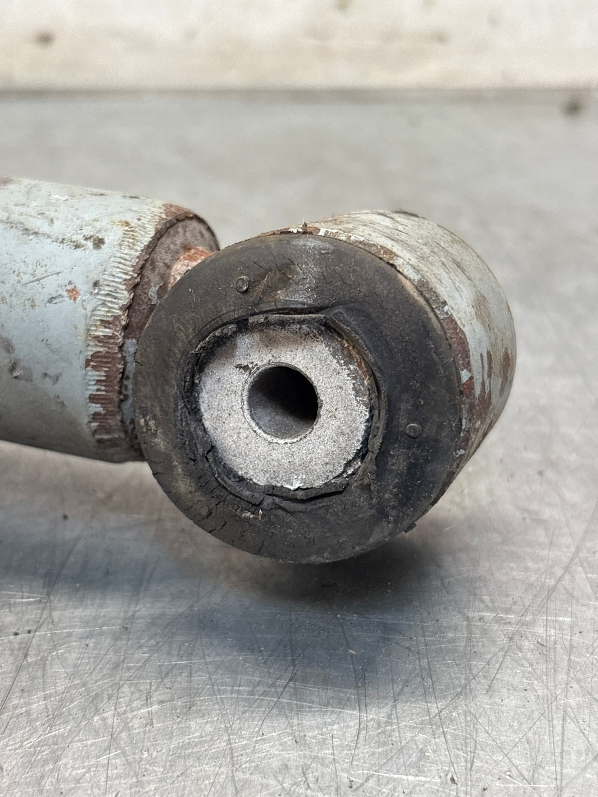 Porsche 928 Front shock absorber, used 92834305507