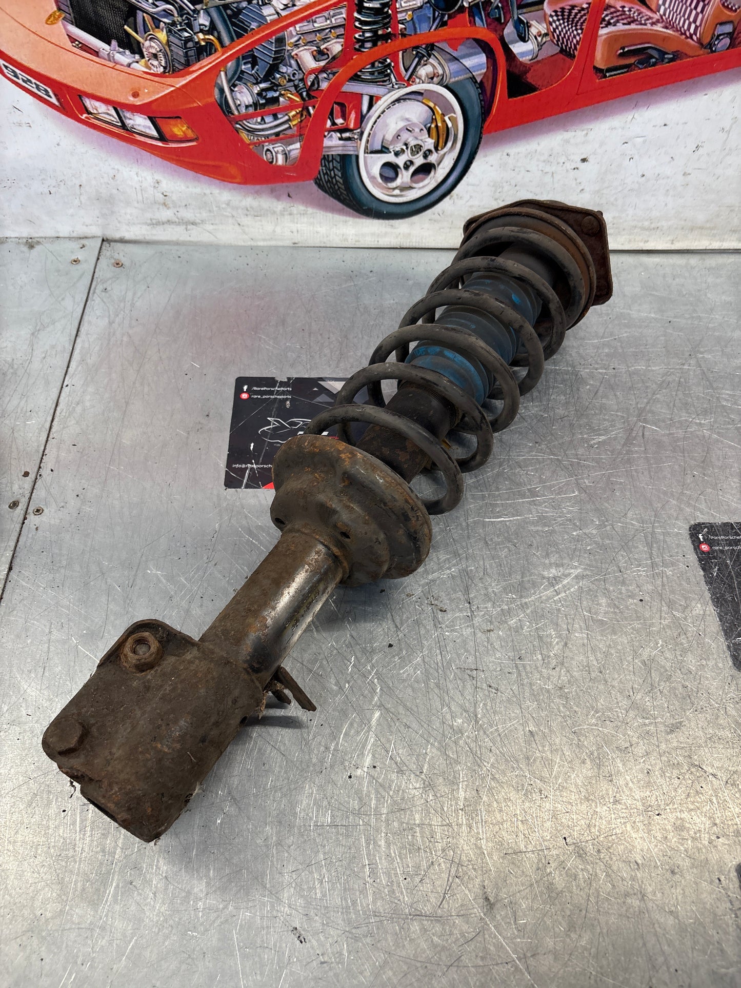 Porsche 924 Front shock absorber, used 477412032F