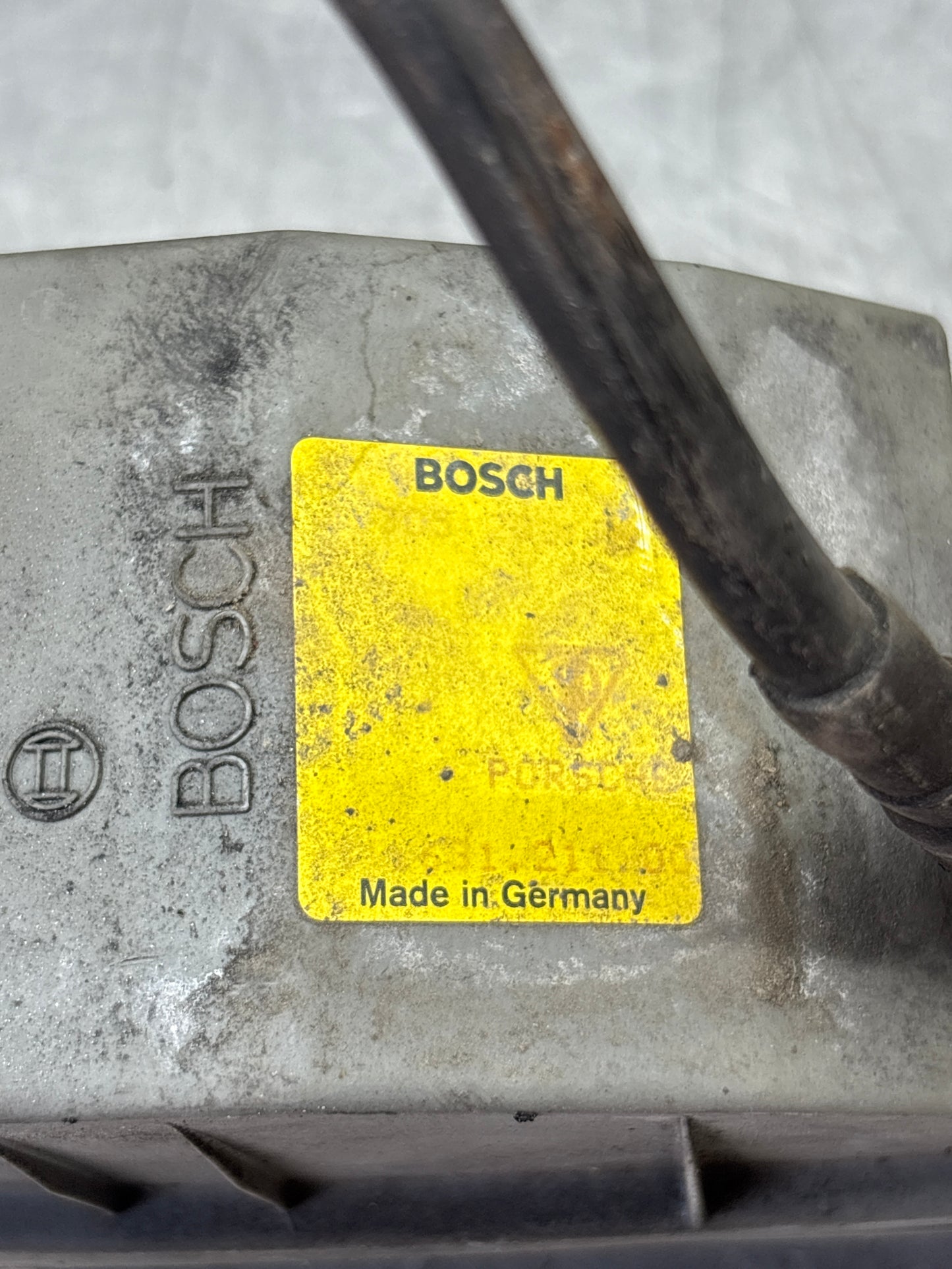 Porsche 944 S2 Turbo Left foglight 95163121200, spares or repair