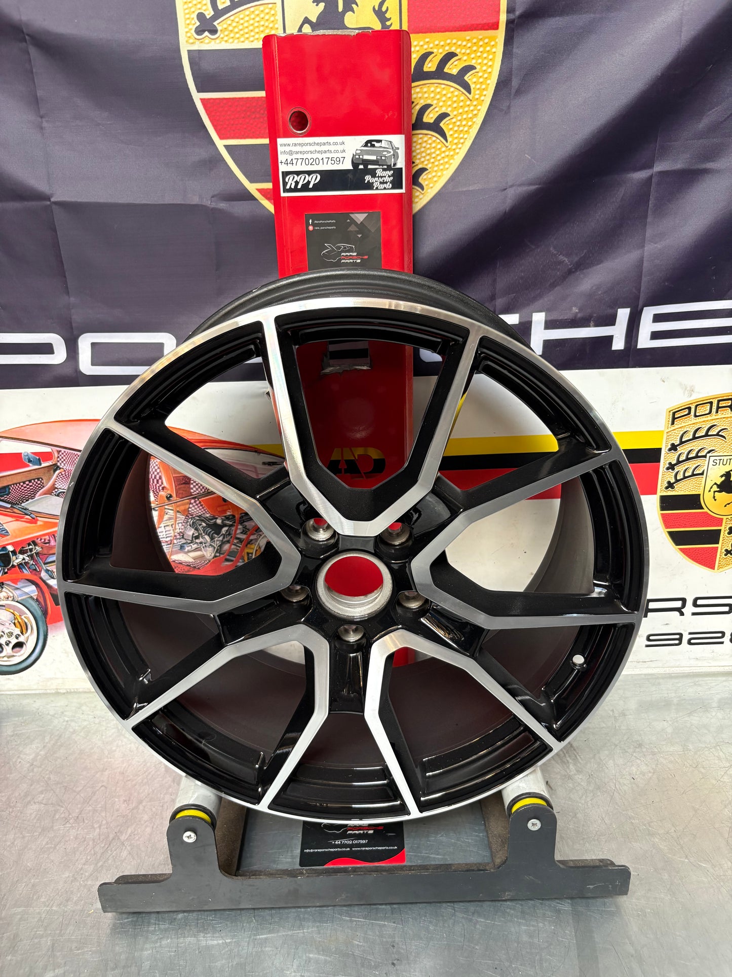 Porsche Taycan GTS 9.5Jx21” ET60 alloy wheel, 9J1601025BC, very nice condition, used