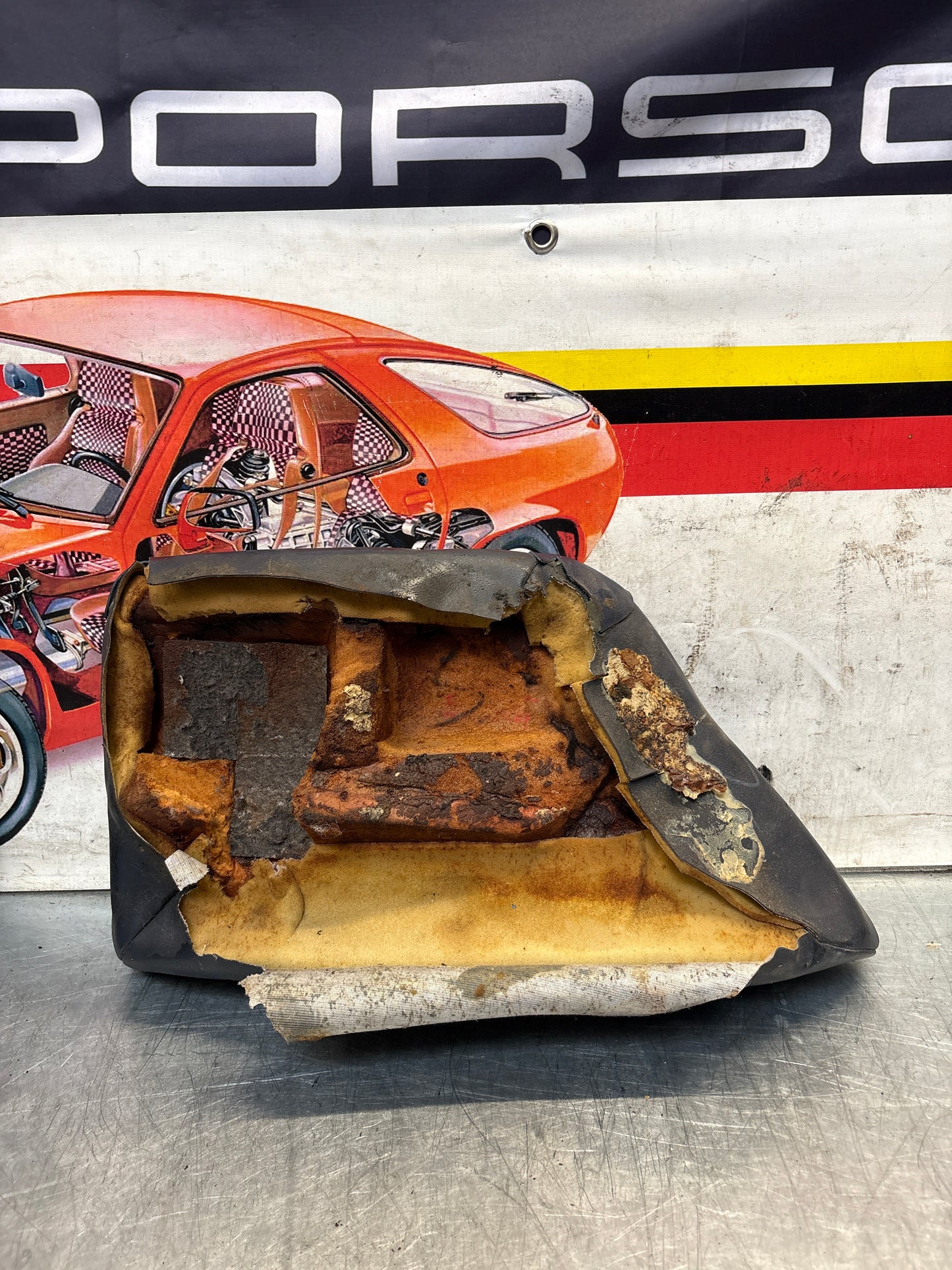 Porsche 928 rear right seat cushion, blue, leather, used 92852206051