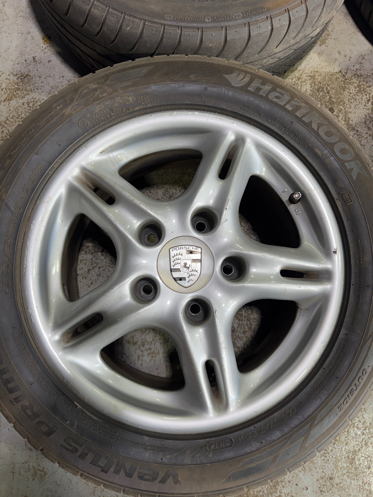Porsche Boxster 16" 5 Twin Spoke Alloy Wheels 6&7J -99636211200 9963621120- Used