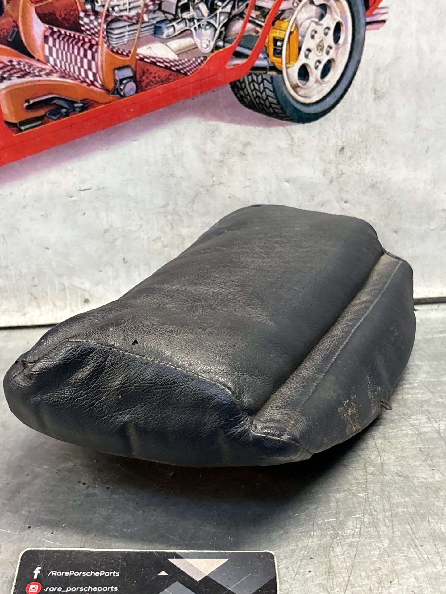 Porsche 928 rear right seat centre cushion, leather, blue, used 92852208851