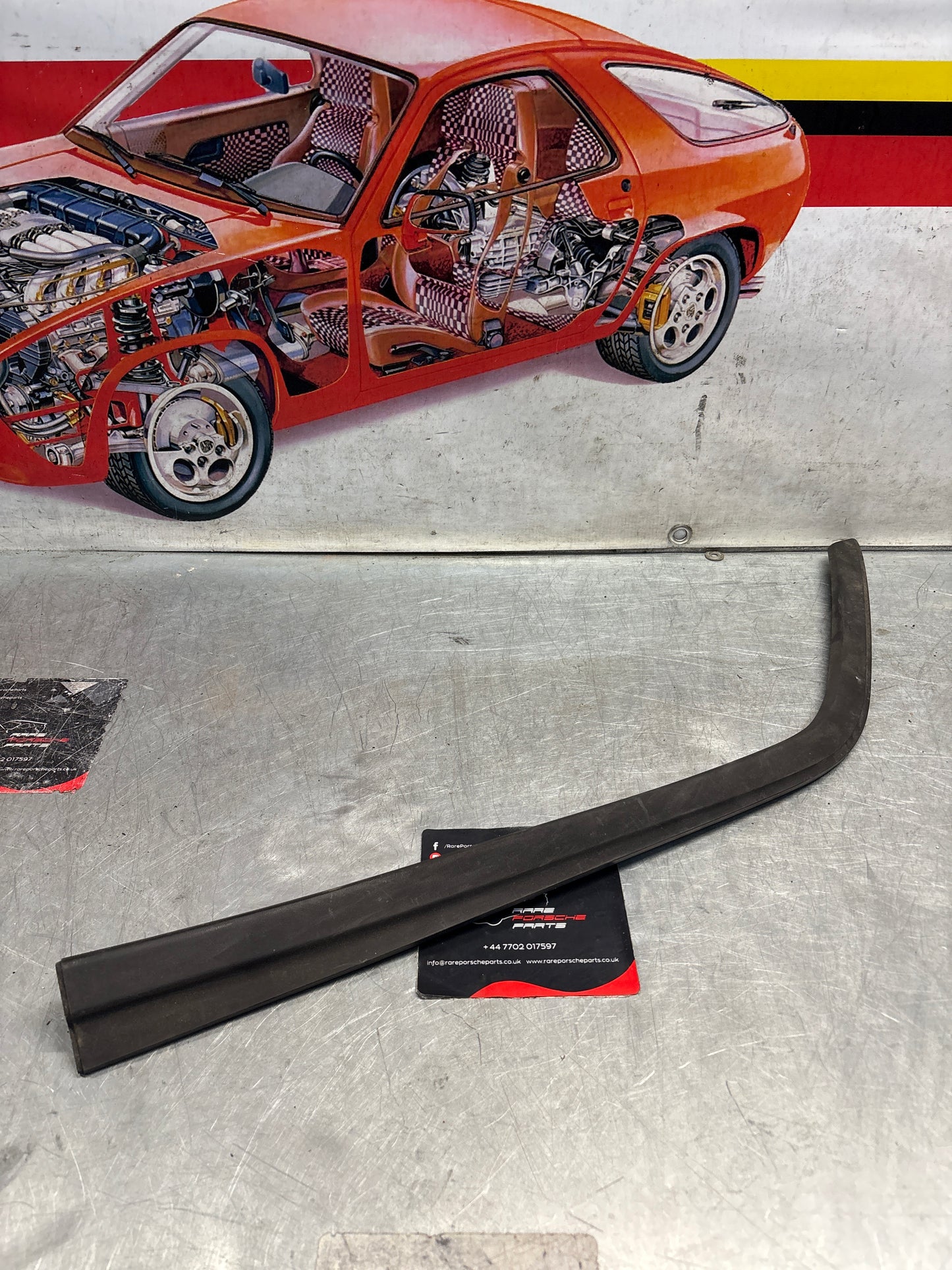 Porsche 944 rear left spoiler, used 93751255700