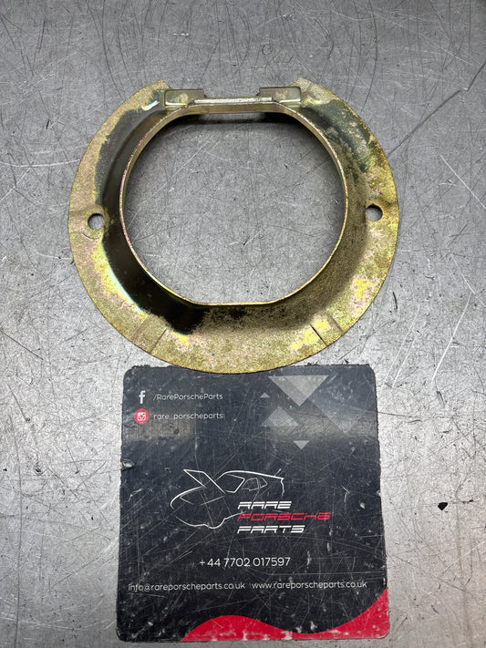 Porsche 928 brake mounting plate 92835208101, refurbished