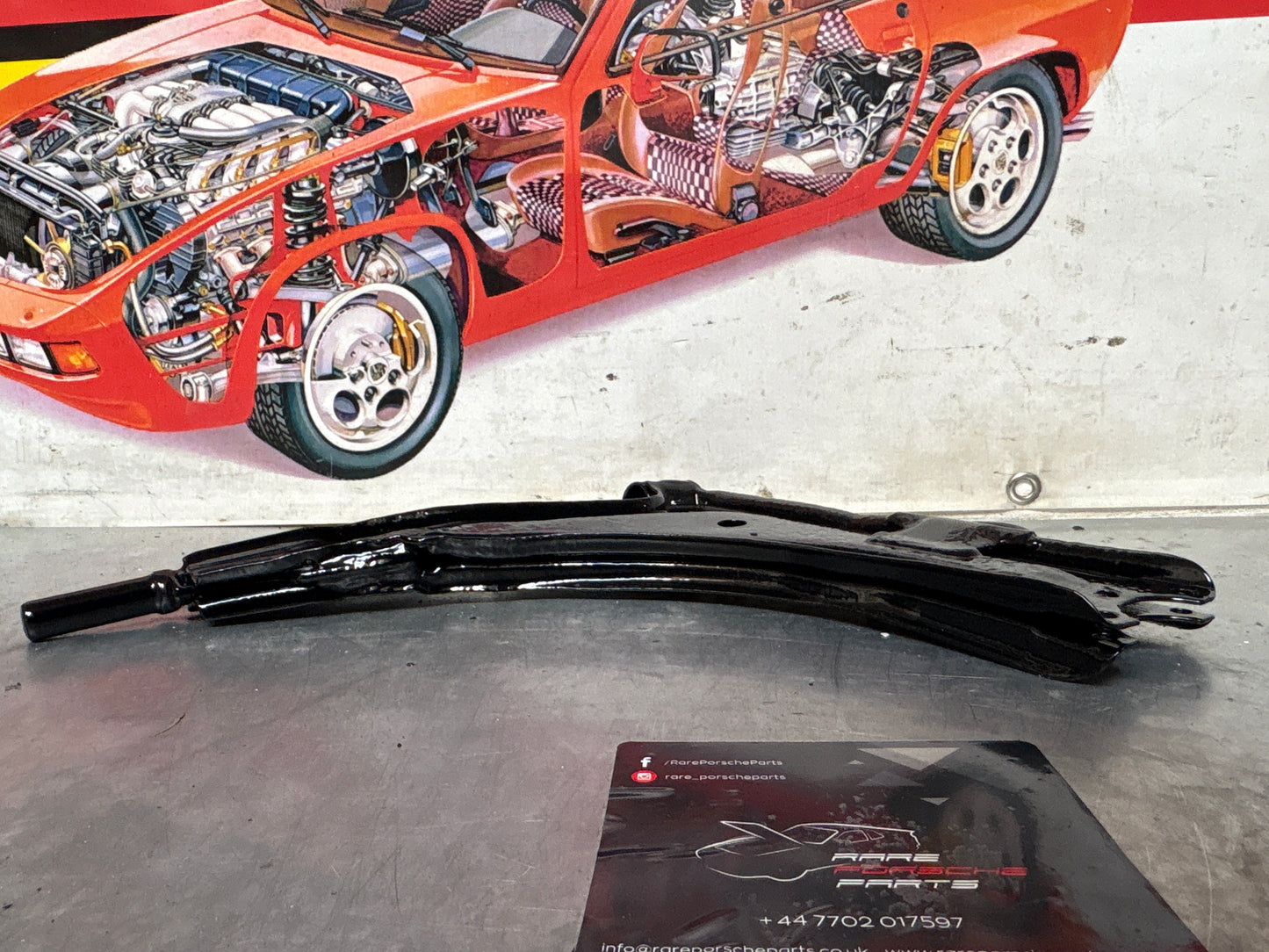 Porsche 924 Front wishbone control arm, refurbished 477407153F