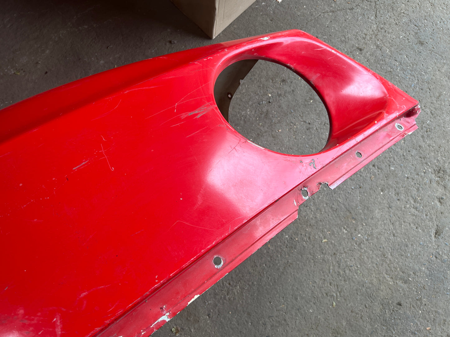 Porsche 928 -87 front left wing, 92850301103 used