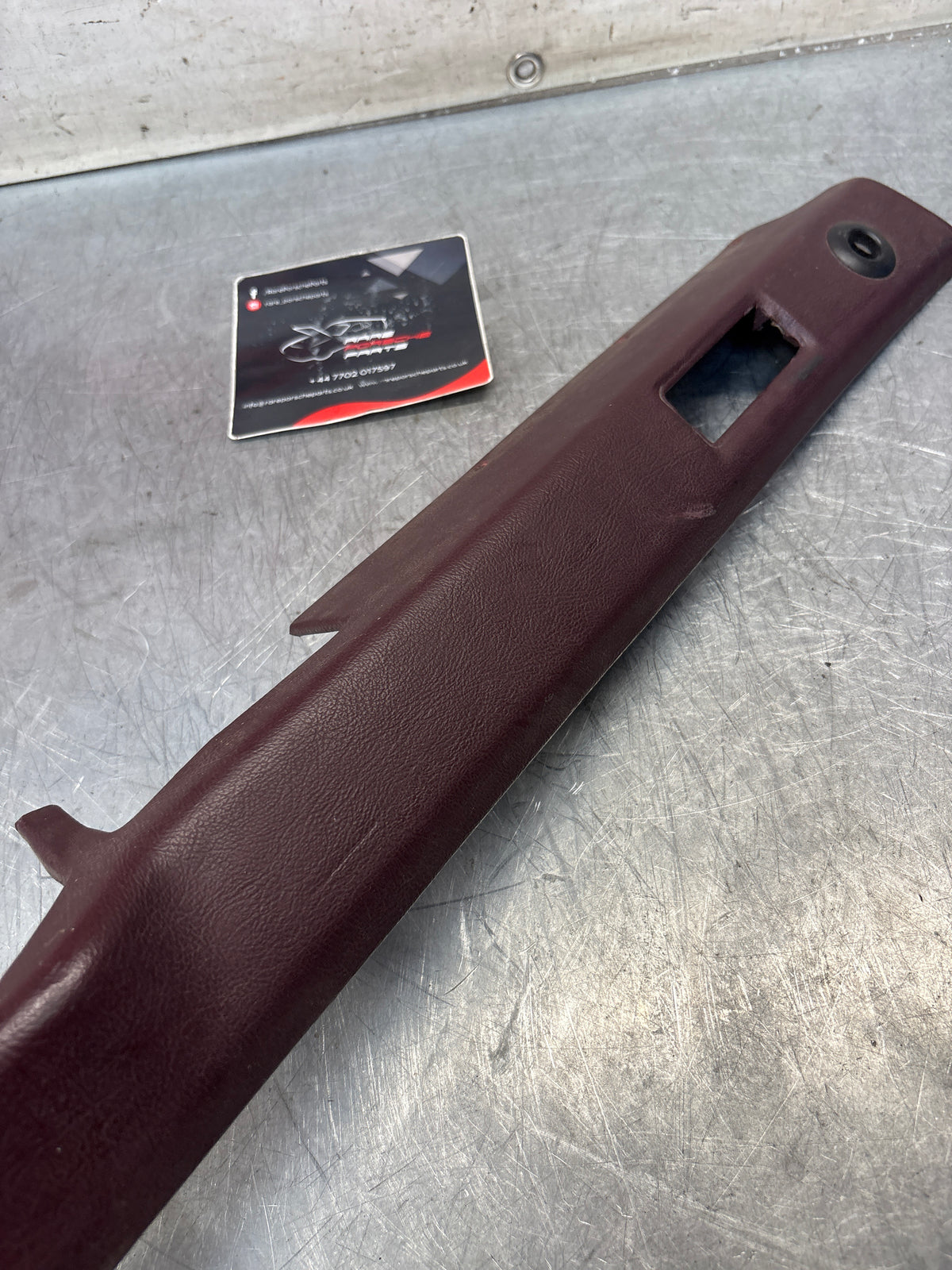 Porsche 928 tailgate interior trim, used, burgundy 92855504705