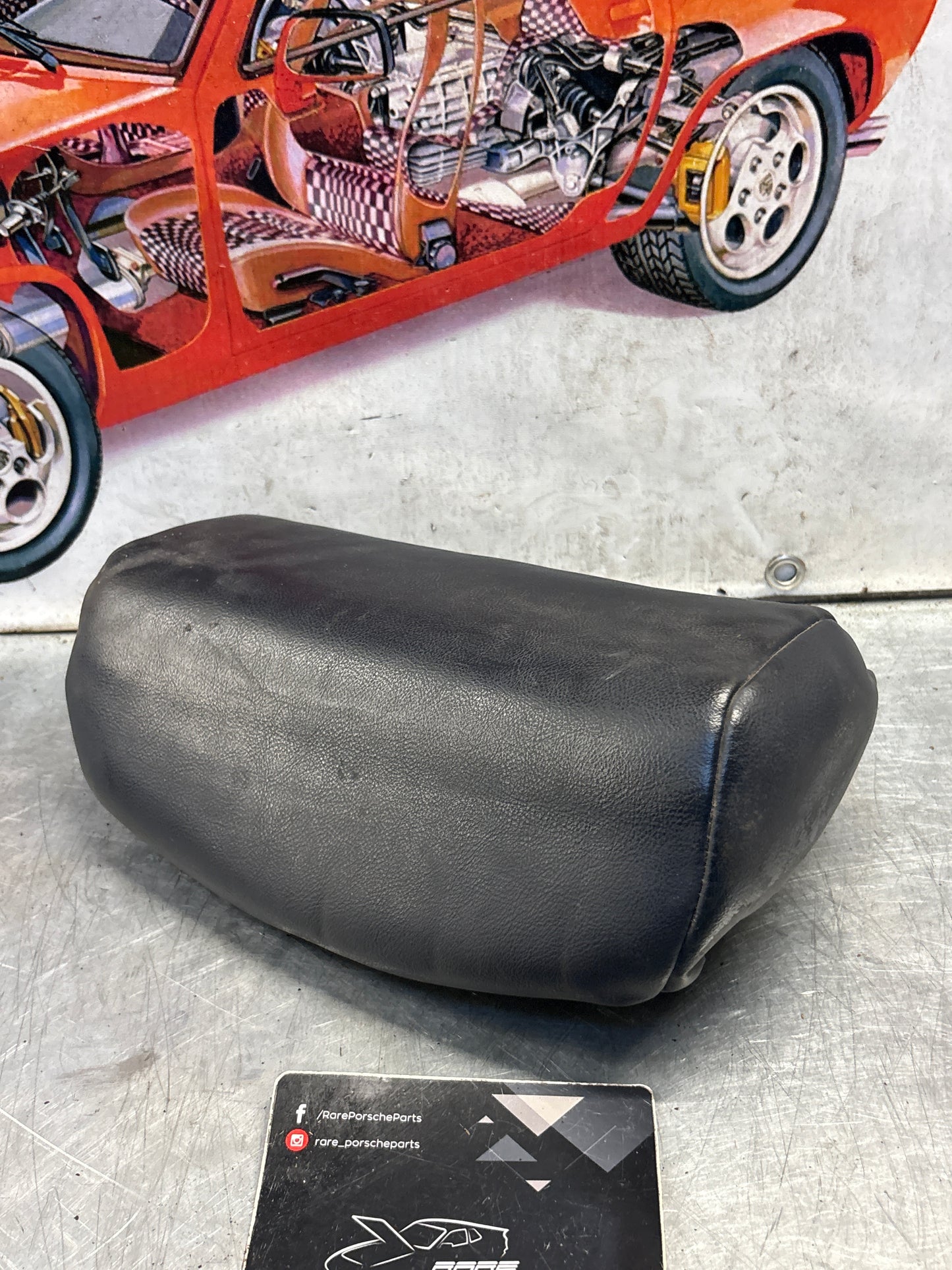 Porsche 928 rear left seat centre cushion,blue, leather, used 92852208751