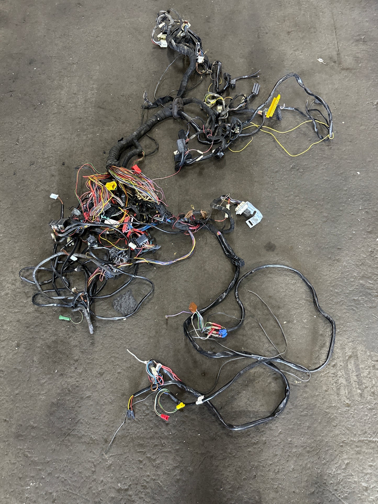 928 rhd interior wiring loom 
92761200320