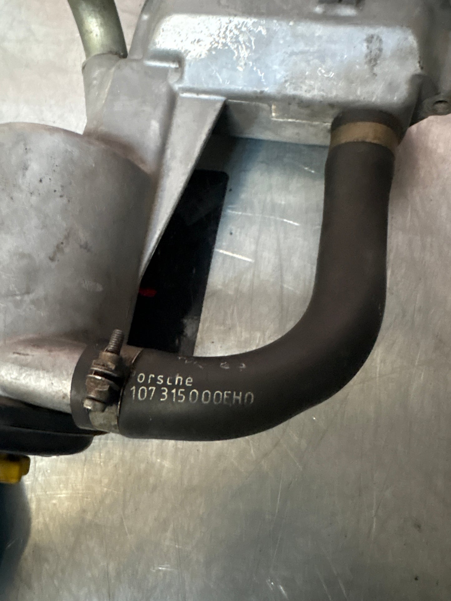 Porsche 928 oil filter housing, used 9281077091R